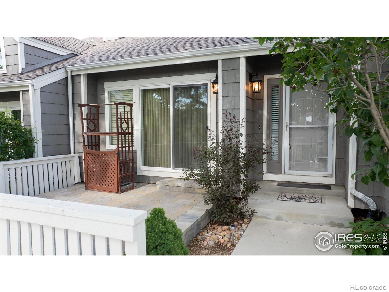 MLS Image #3 for 154  blue spruce court,highlands ranch, Colorado