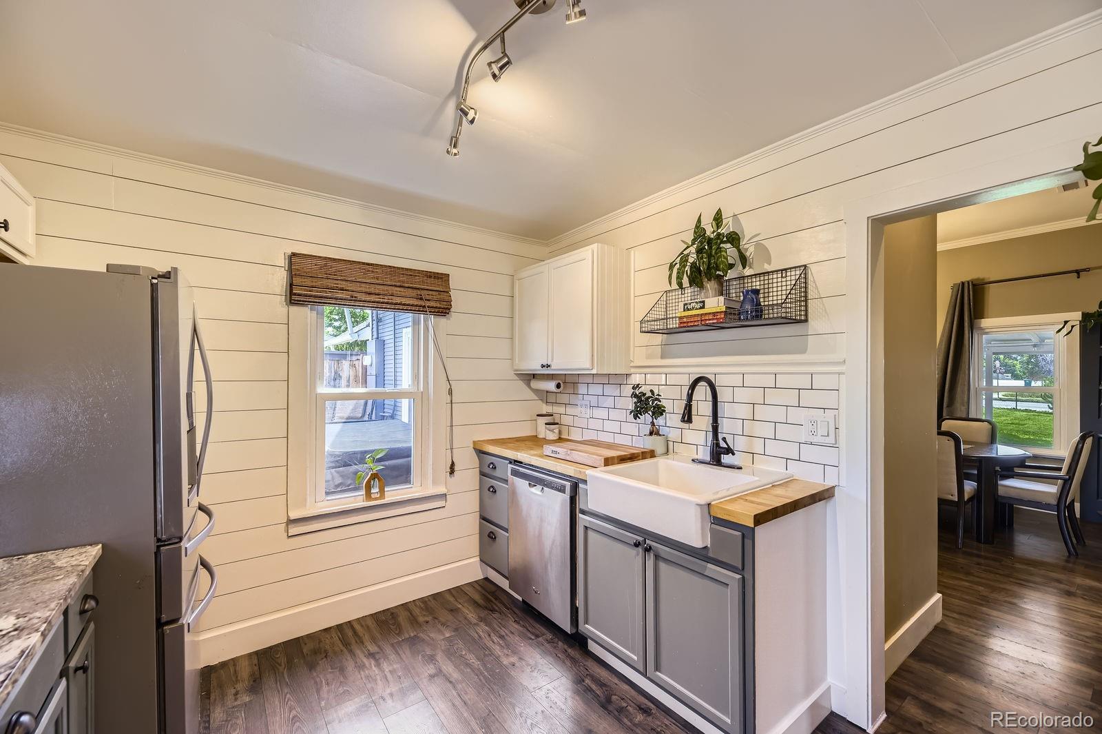 MLS Image #13 for 235 w lehigh avenue,englewood, Colorado