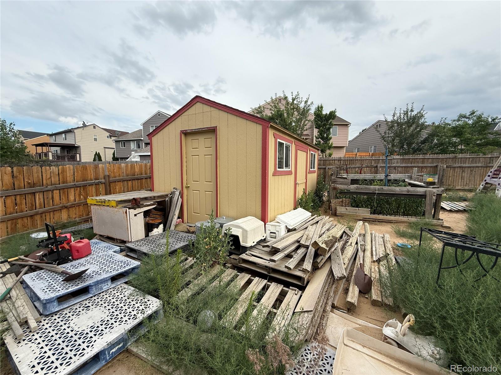 MLS Image #18 for 14874 e 52nd avenue,denver, Colorado