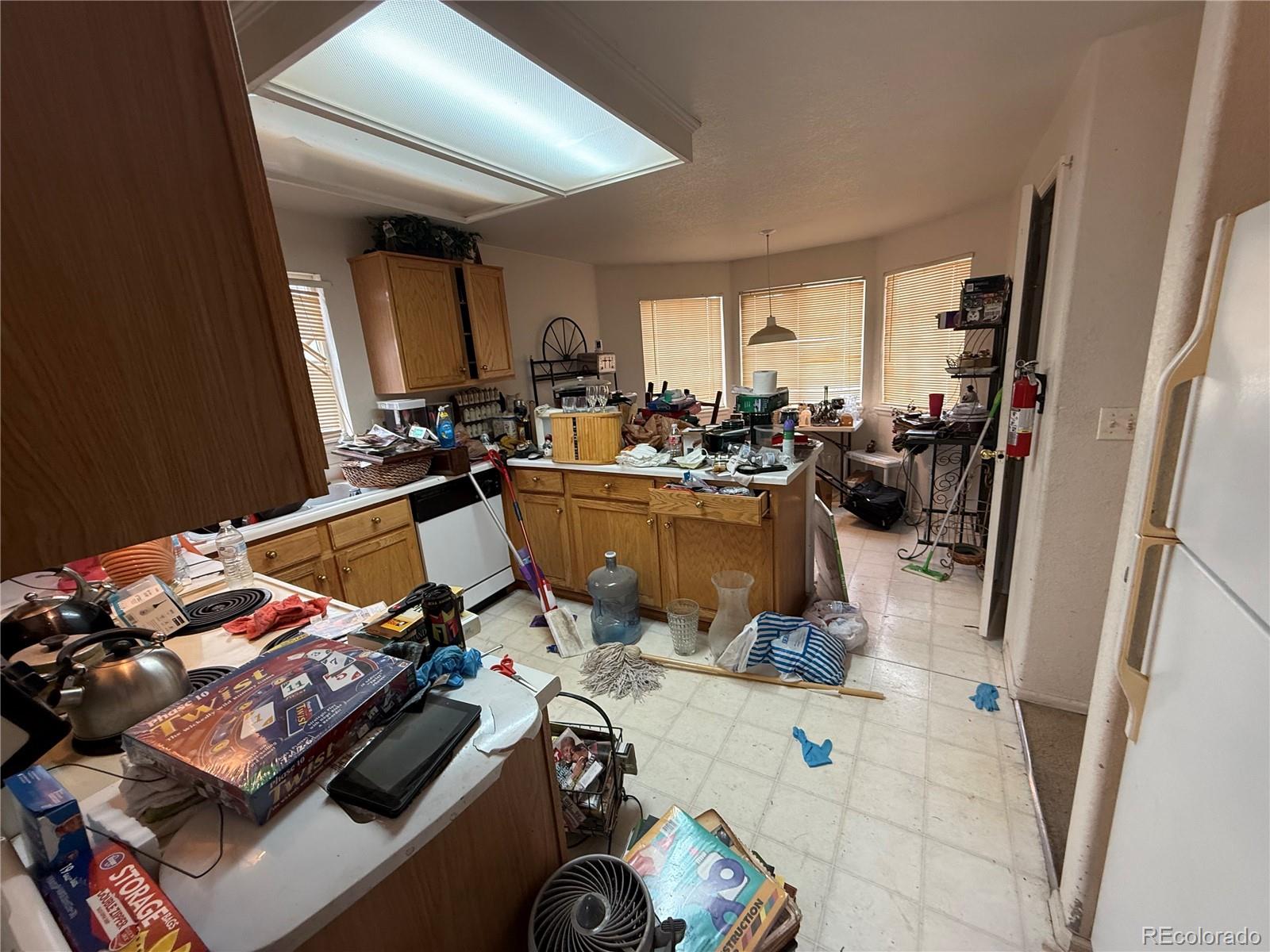 MLS Image #4 for 14874 e 52nd avenue,denver, Colorado