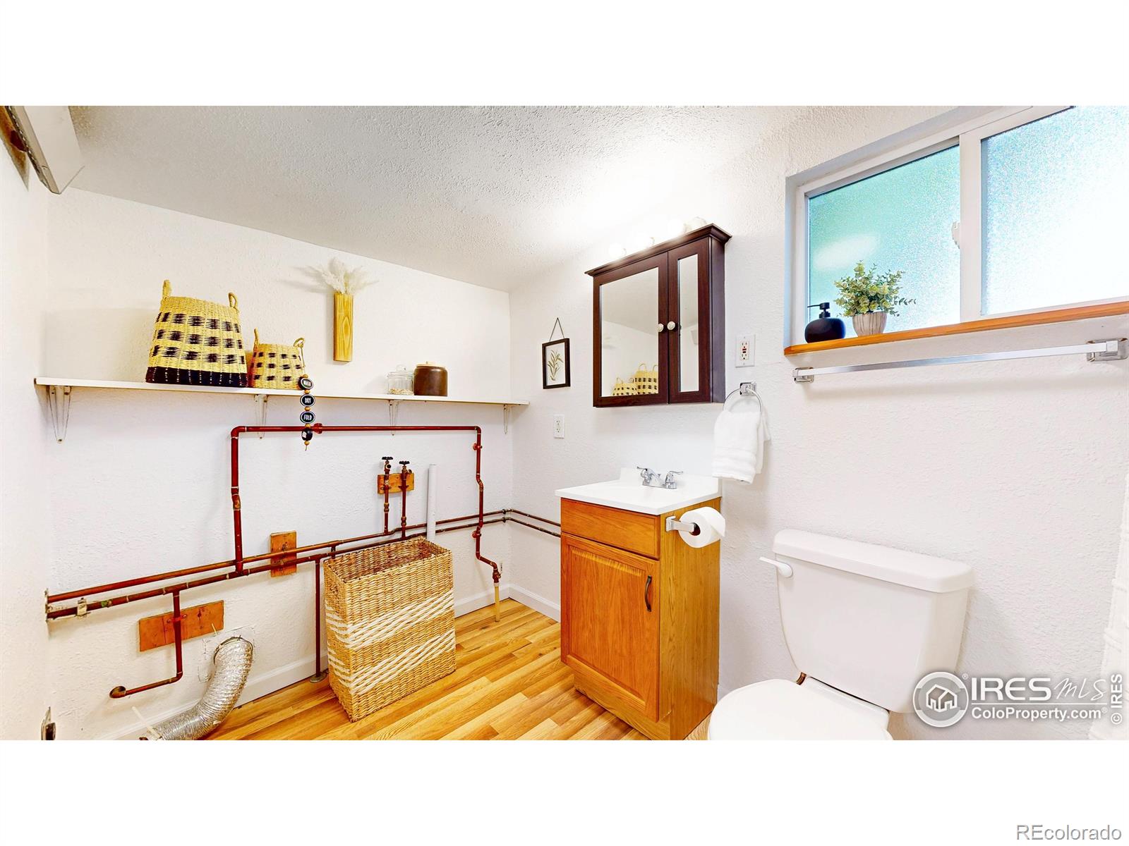 MLS Image #12 for 332 w 1st street,loveland, Colorado