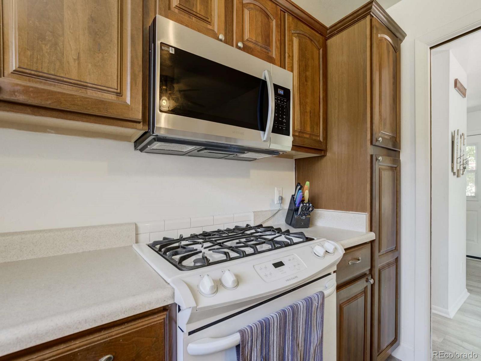 MLS Image #11 for 7936  eaton street,arvada, Colorado