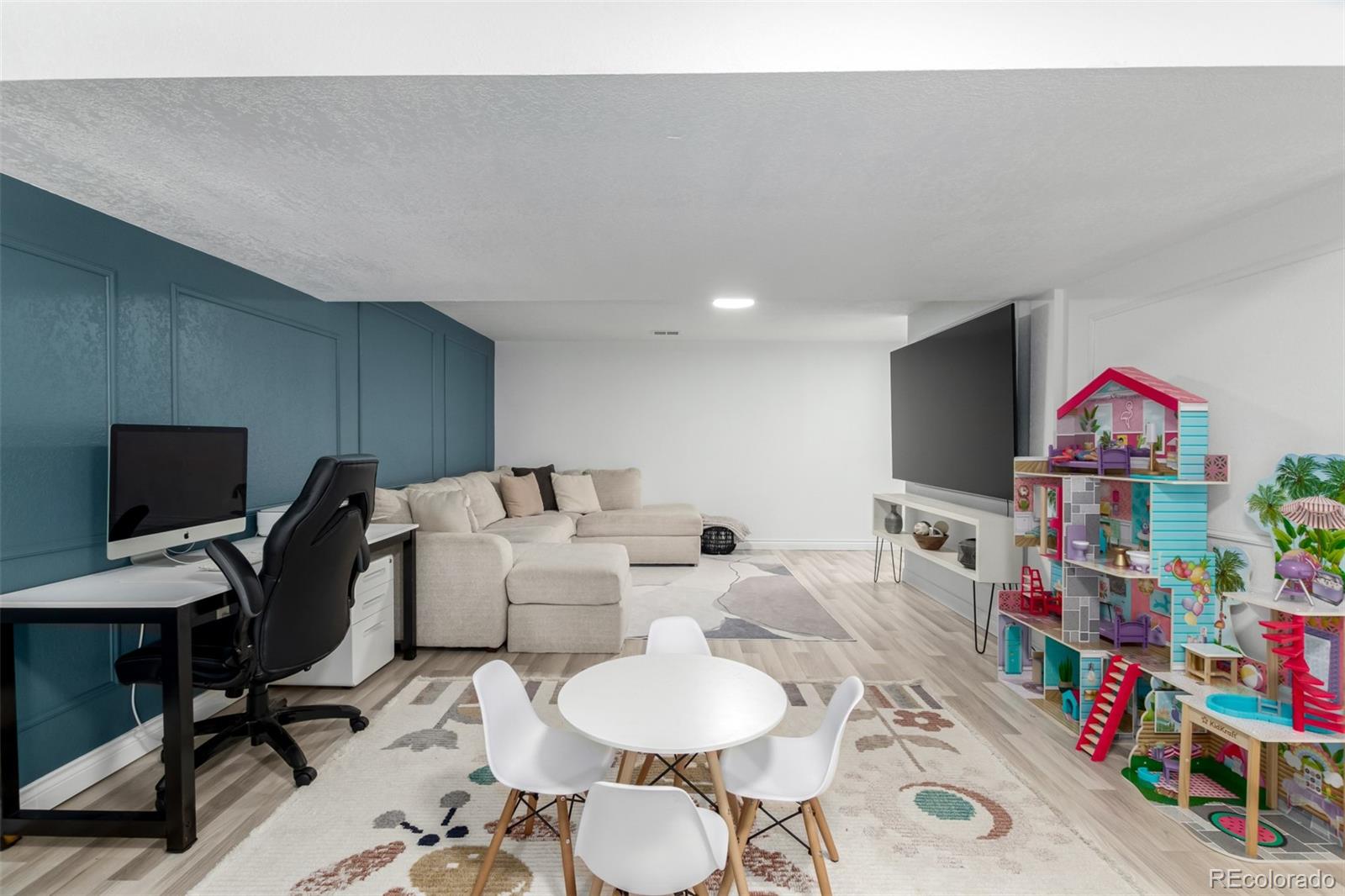 MLS Image #21 for 739  sage place,berthoud, Colorado