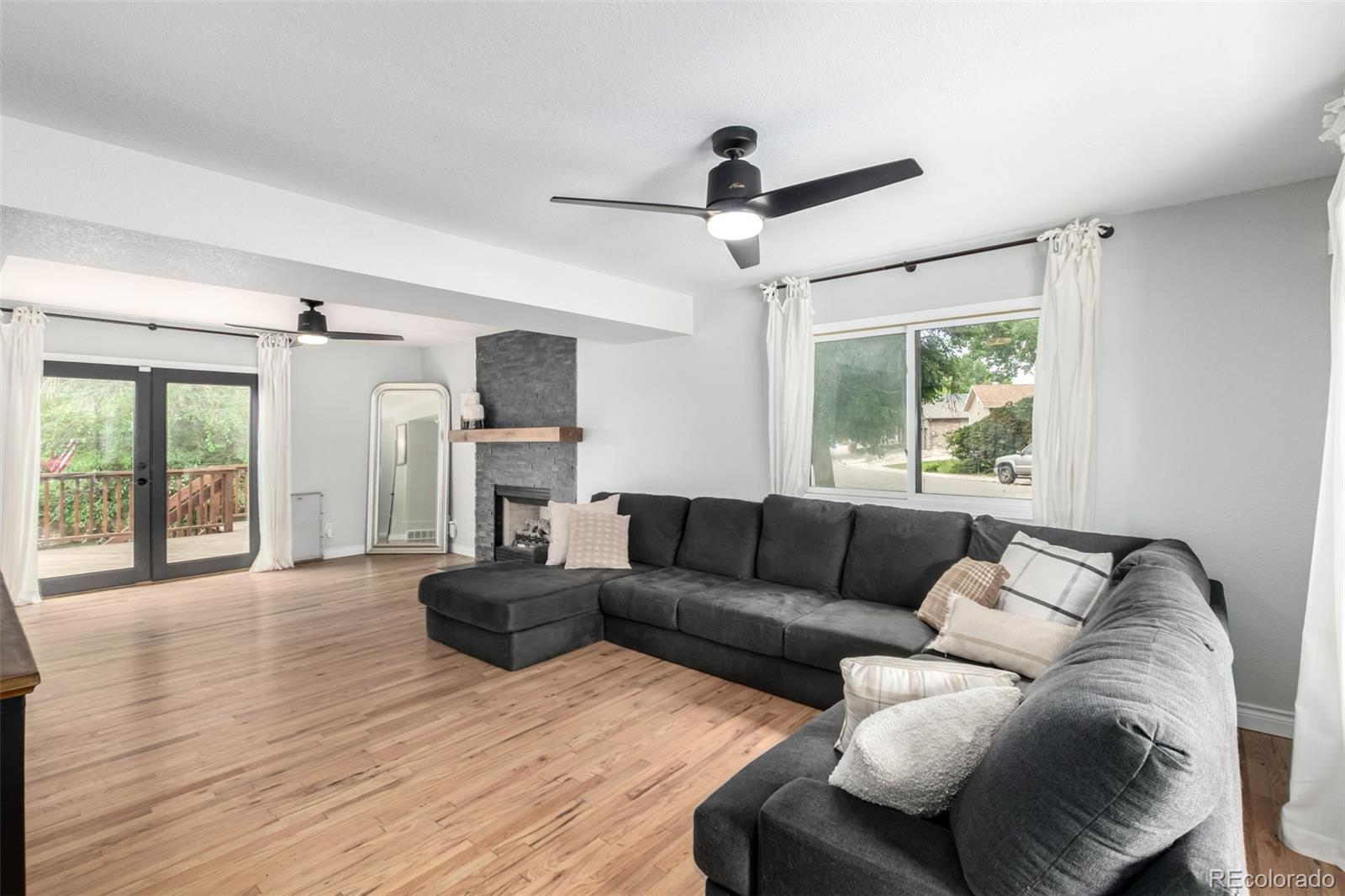 MLS Image #3 for 739  sage place,berthoud, Colorado