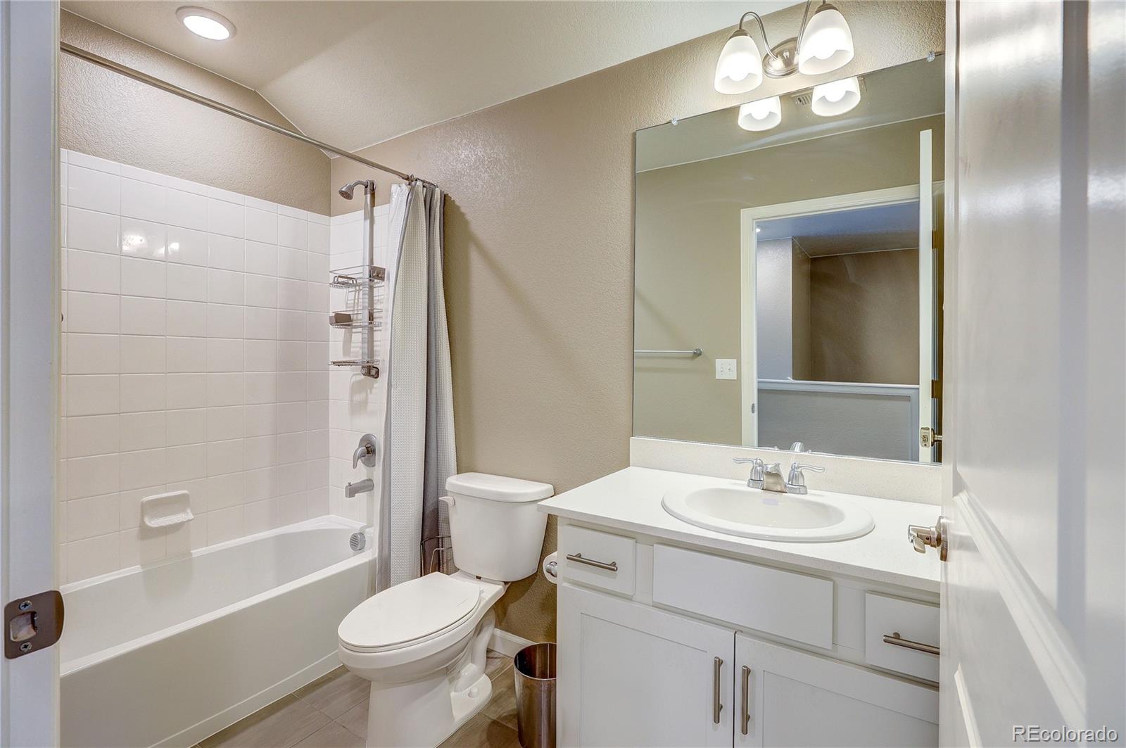 MLS Image #37 for 15619  syracuse way,thornton, Colorado