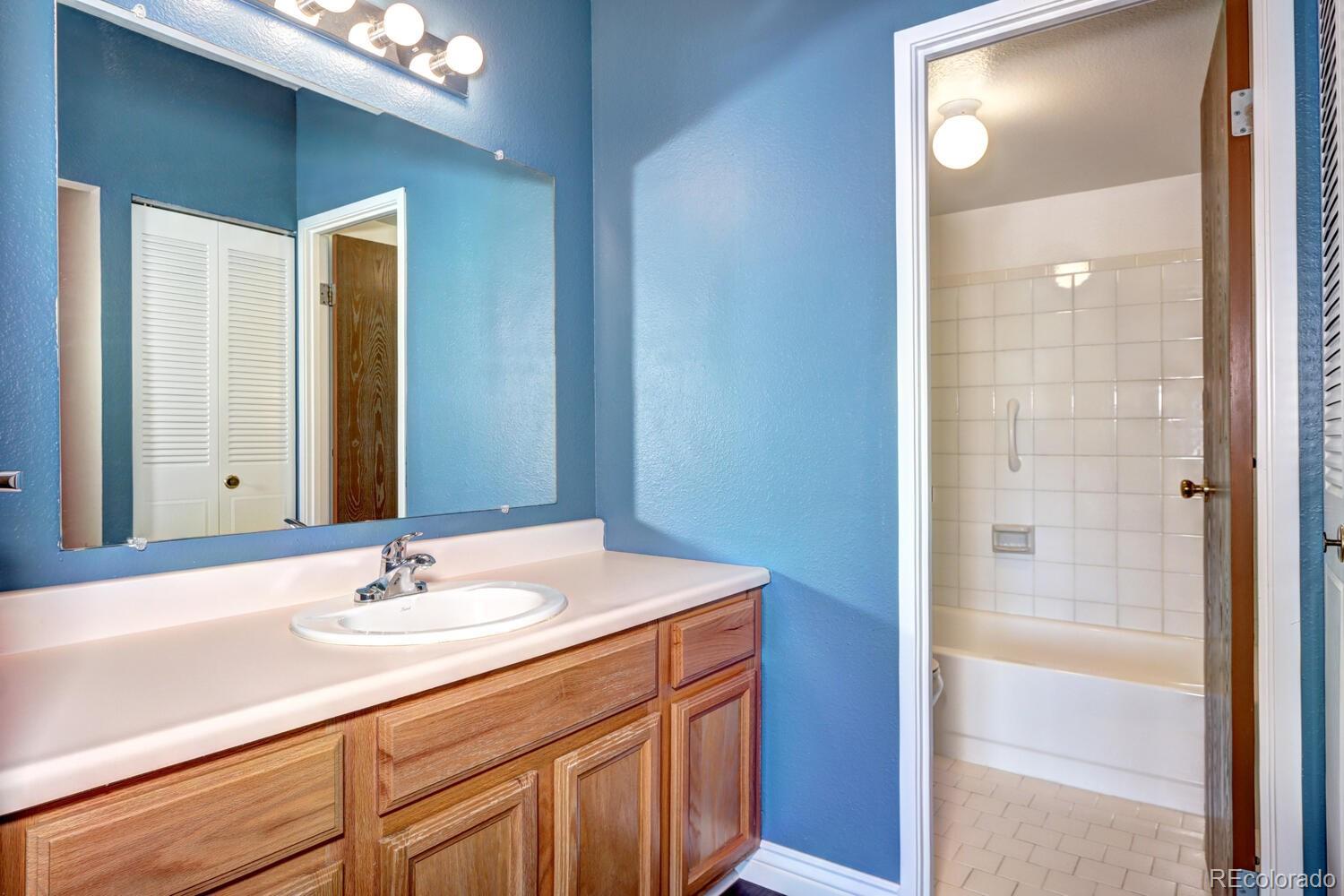 MLS Image #21 for 10650 e tennessee avenue,aurora, Colorado