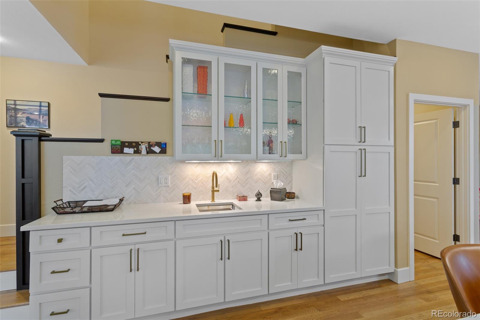 MLS Image #11 for 1479 s clarkson street,denver, Colorado