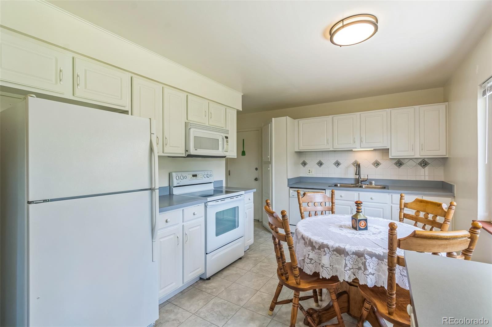 MLS Image #8 for 2902 s meade street,denver, Colorado