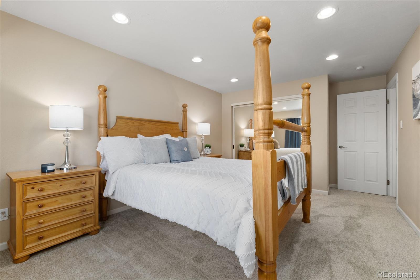 MLS Image #20 for 10005 w warren drive,lakewood, Colorado