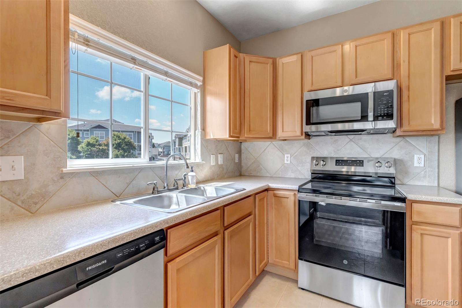 MLS Image #5 for 9387  ashbury circle 203,parker, Colorado