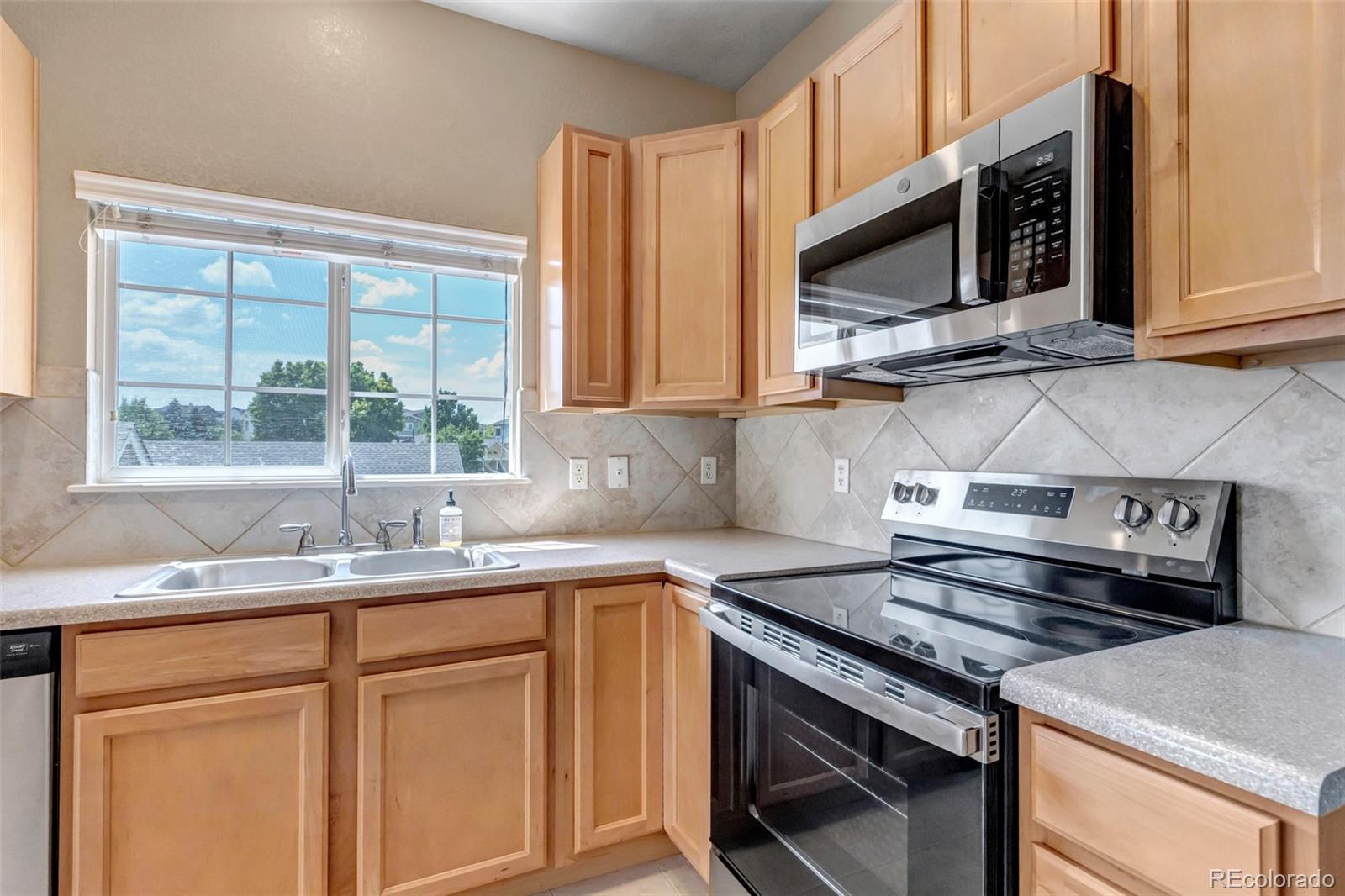 MLS Image #6 for 9387  ashbury circle 203,parker, Colorado