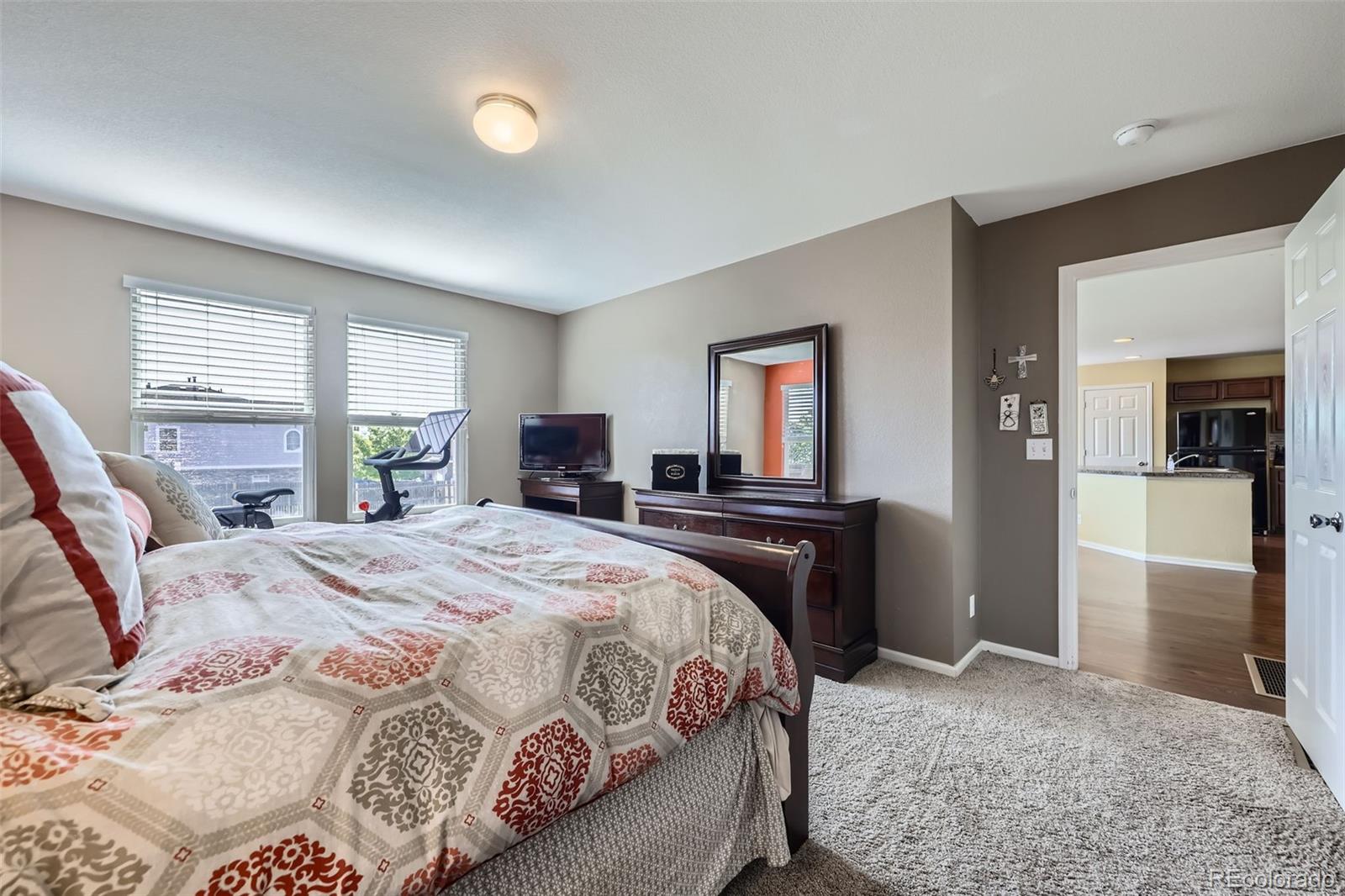 MLS Image #12 for 5280  raritan way,denver, Colorado