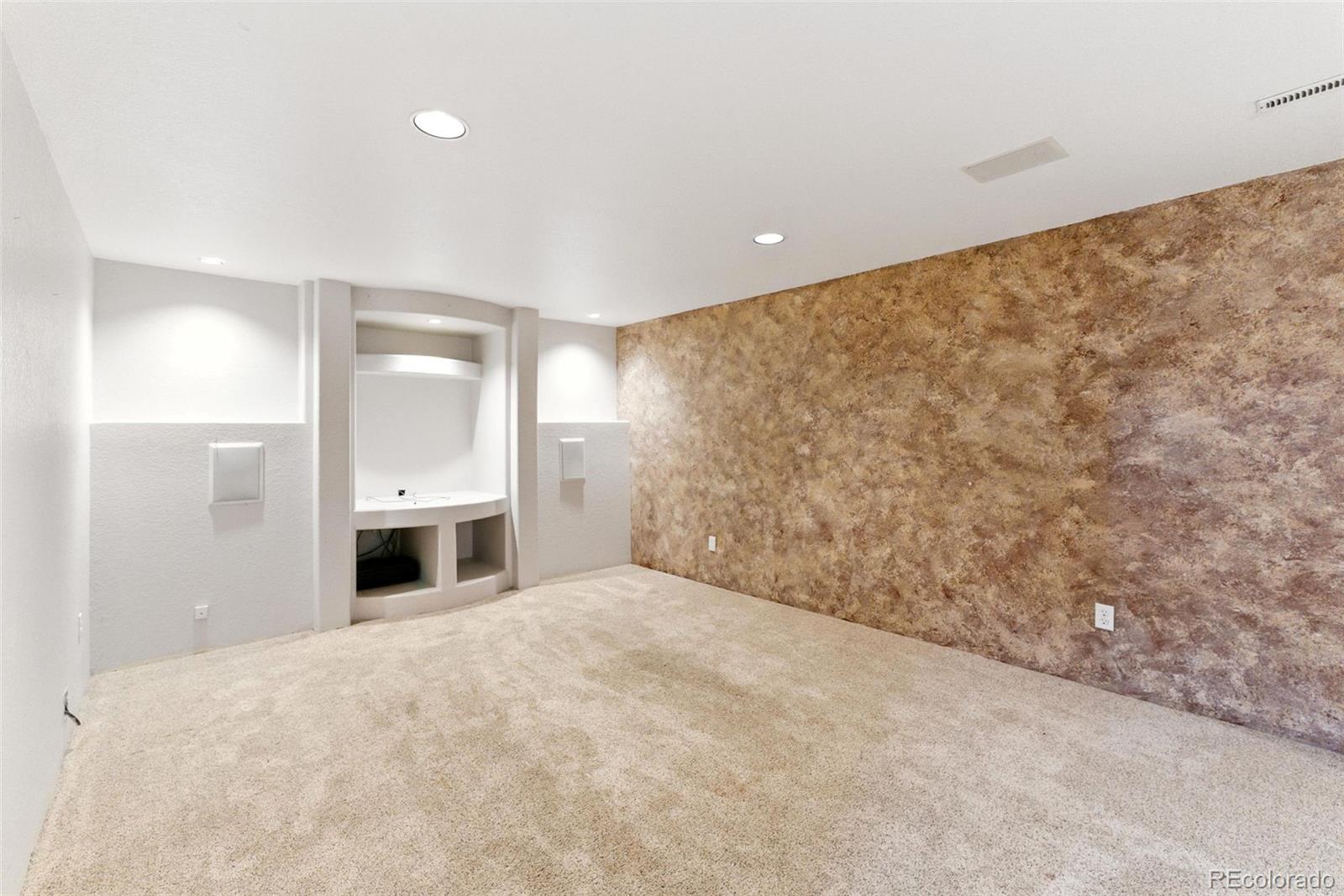 MLS Image #15 for 1534  mount evans drive,longmont, Colorado