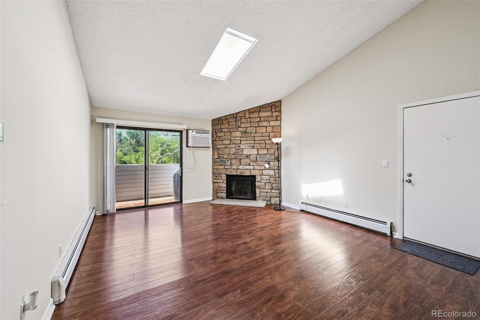 MLS Image #2 for 10150 e virginia avenue,denver, Colorado