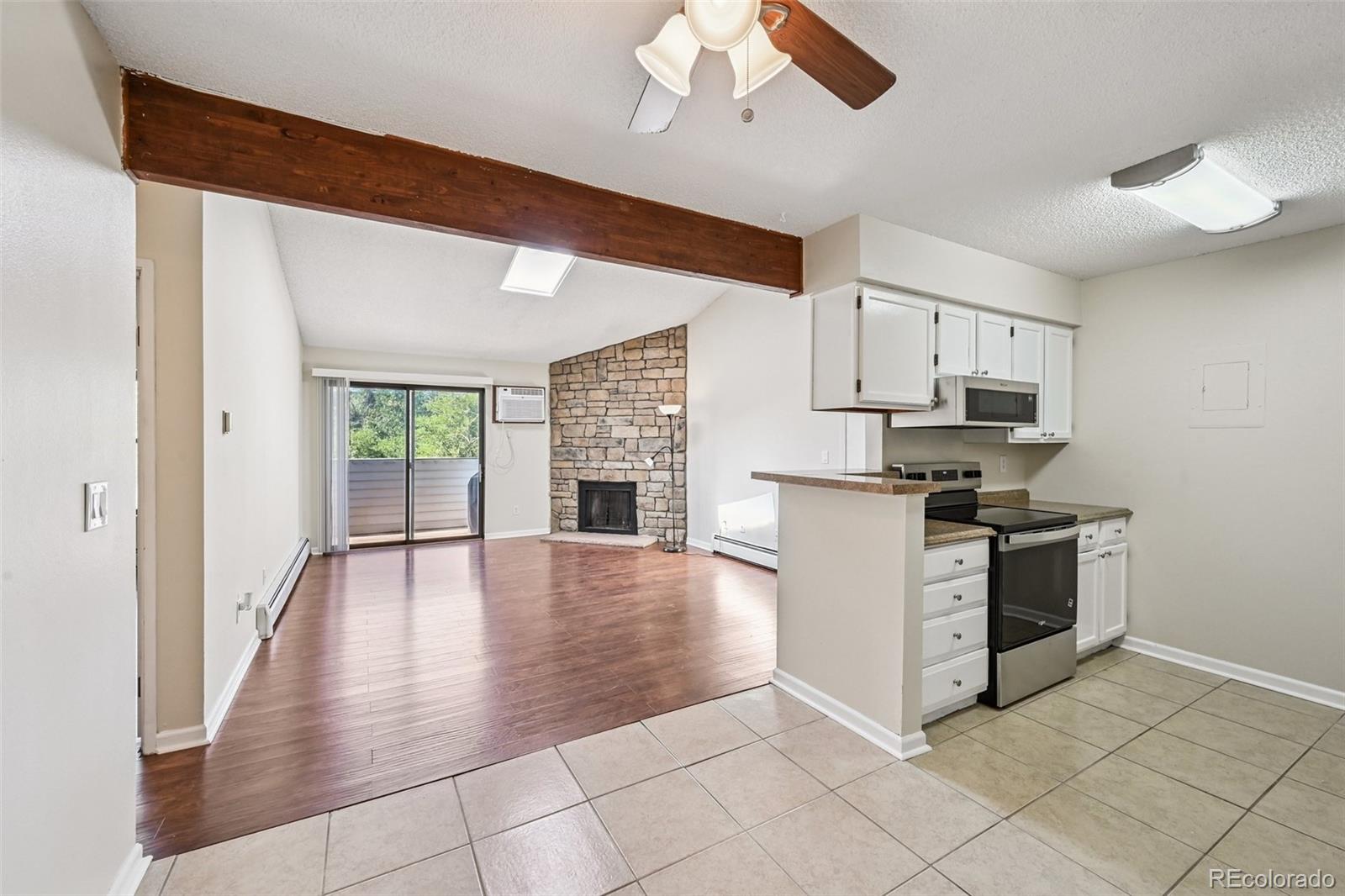MLS Image #6 for 10150 e virginia avenue,denver, Colorado