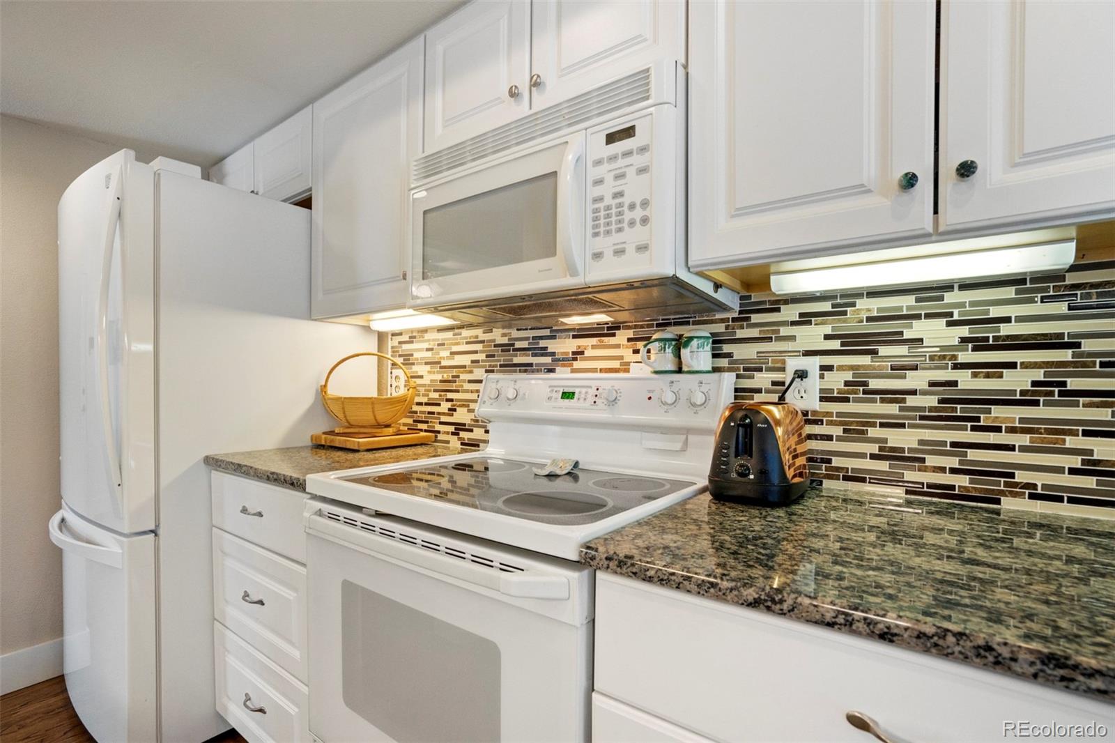 MLS Image #8 for 2527  elite terrace,colorado springs, Colorado