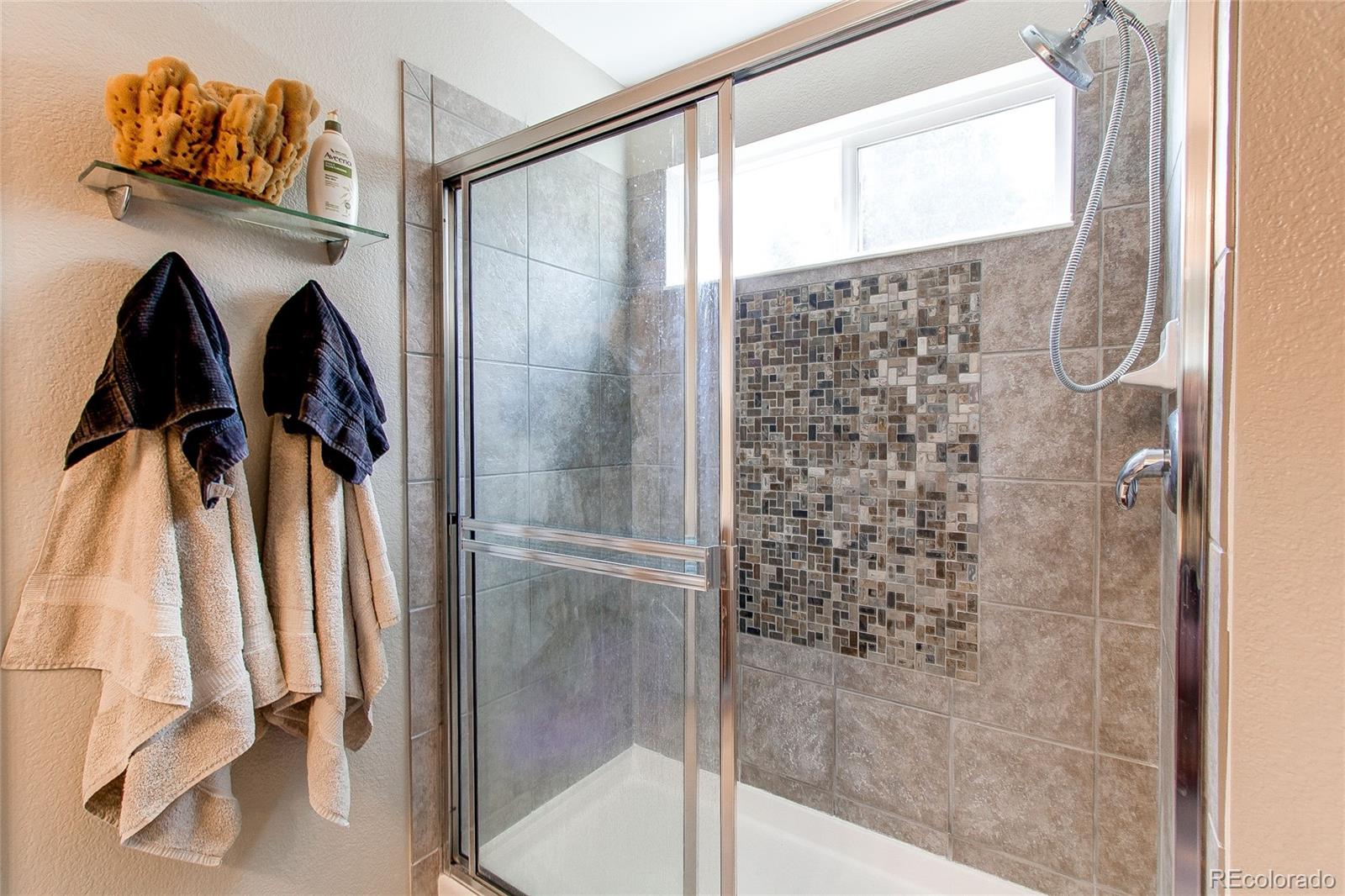 MLS Image #23 for 13241  heart lake way,broomfield, Colorado