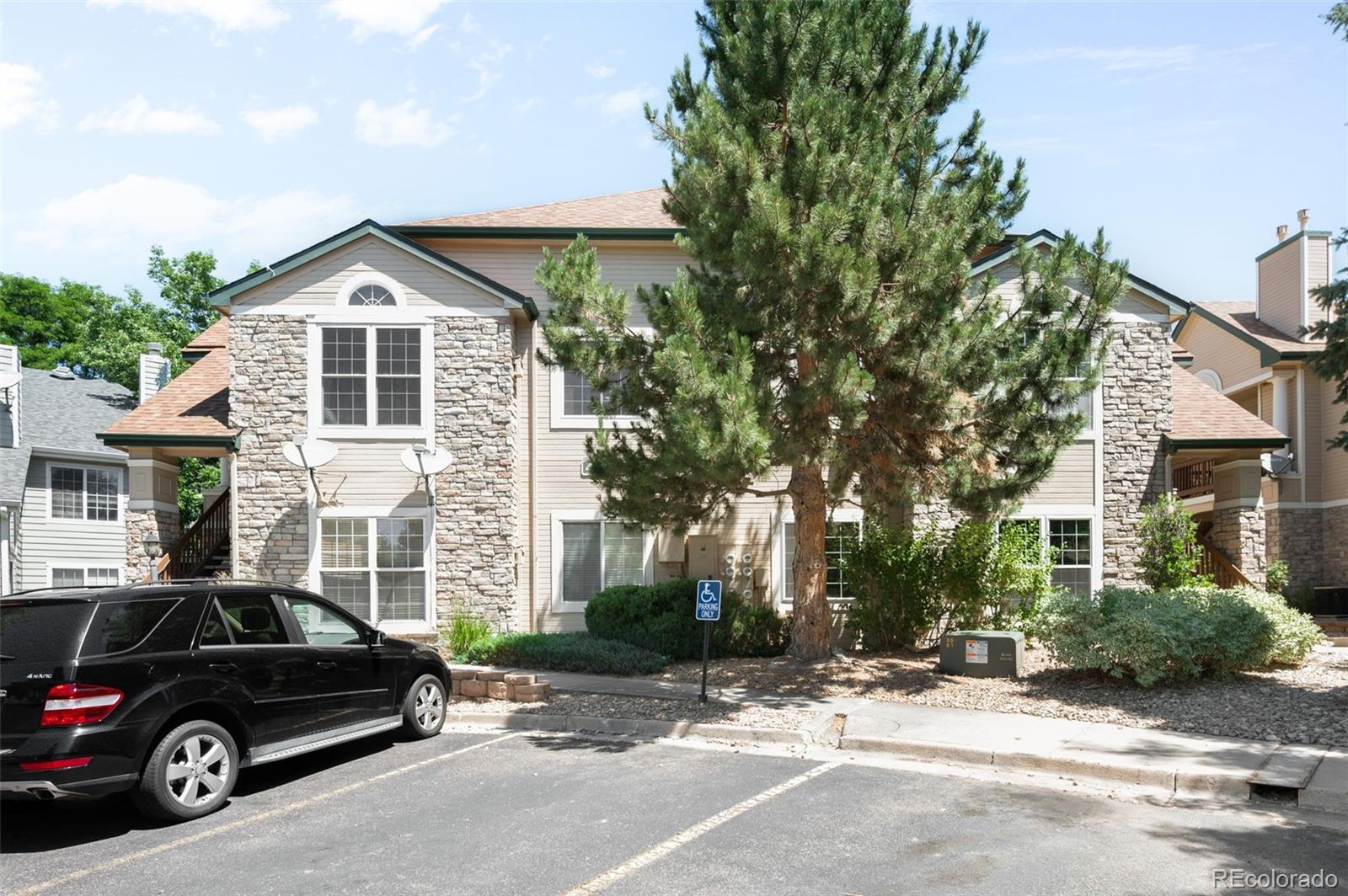 MLS Image #18 for 4064 s carson street,aurora, Colorado