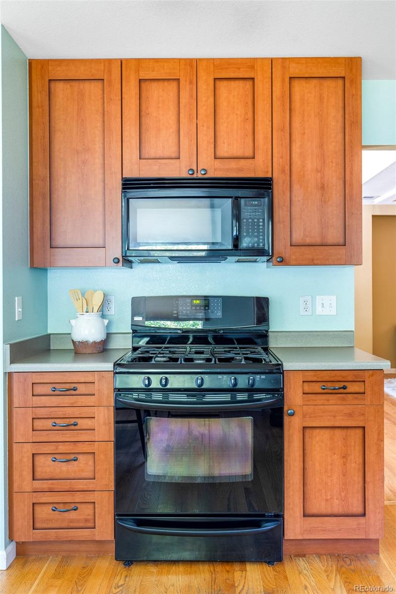 MLS Image #14 for 9168 w 50th lane,arvada, Colorado
