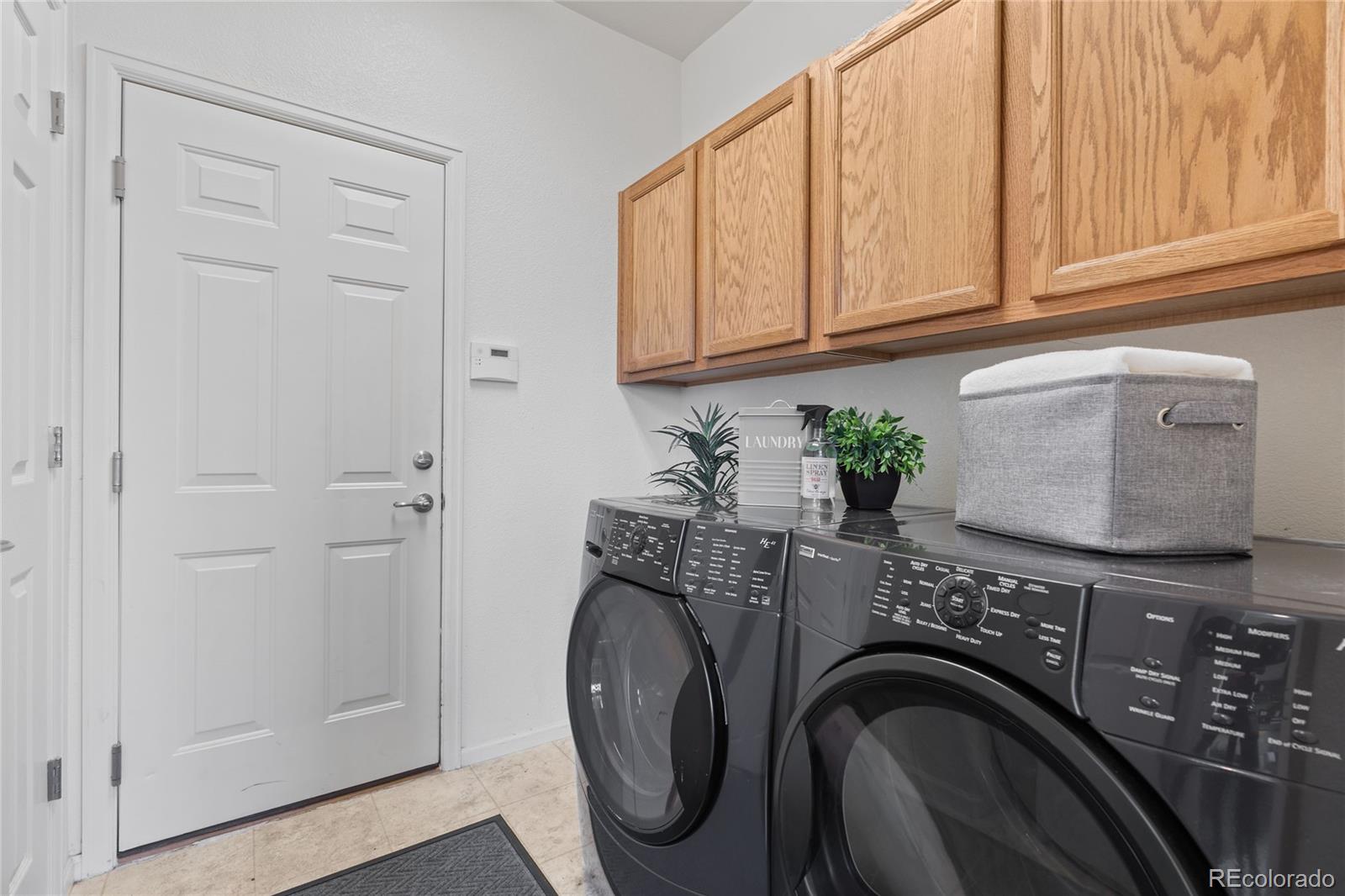 MLS Image #17 for 1461 s grand baker street,aurora, Colorado