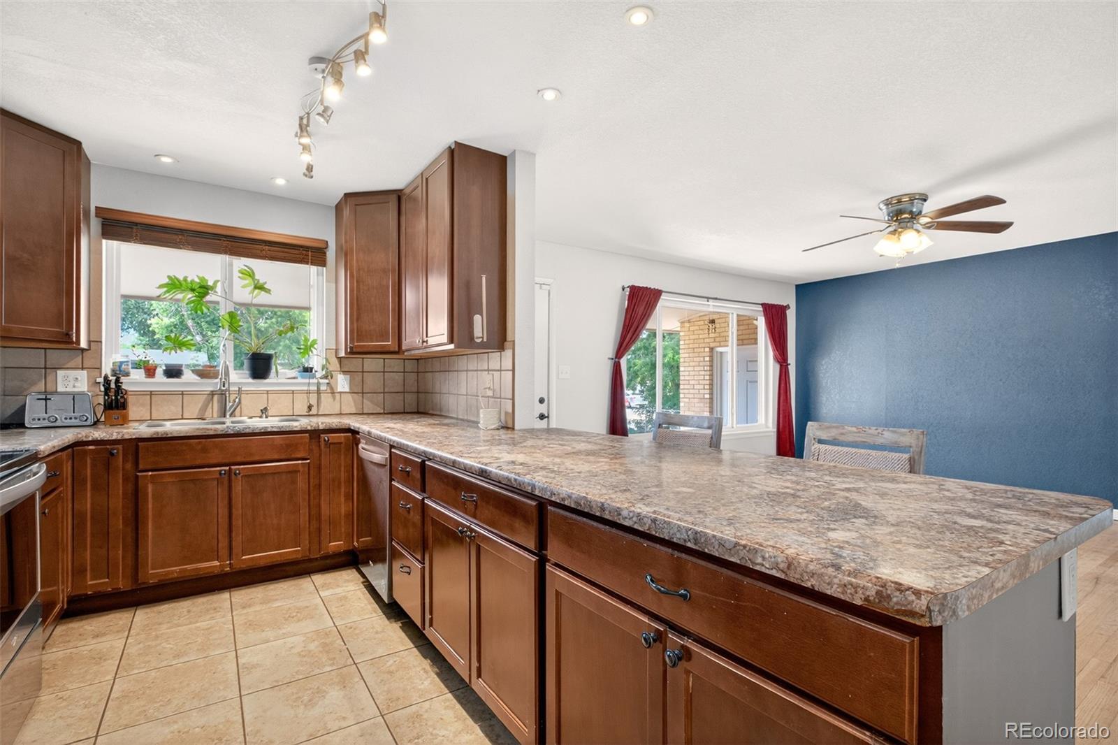 MLS Image #3 for 102  cornell street,colorado springs, Colorado