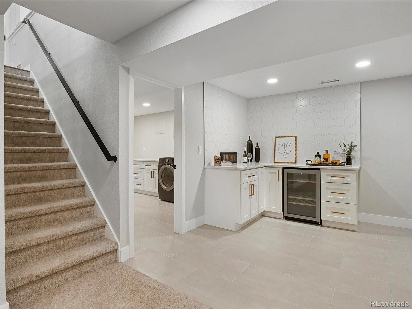 MLS Image #33 for 3551 s grape street,denver, Colorado