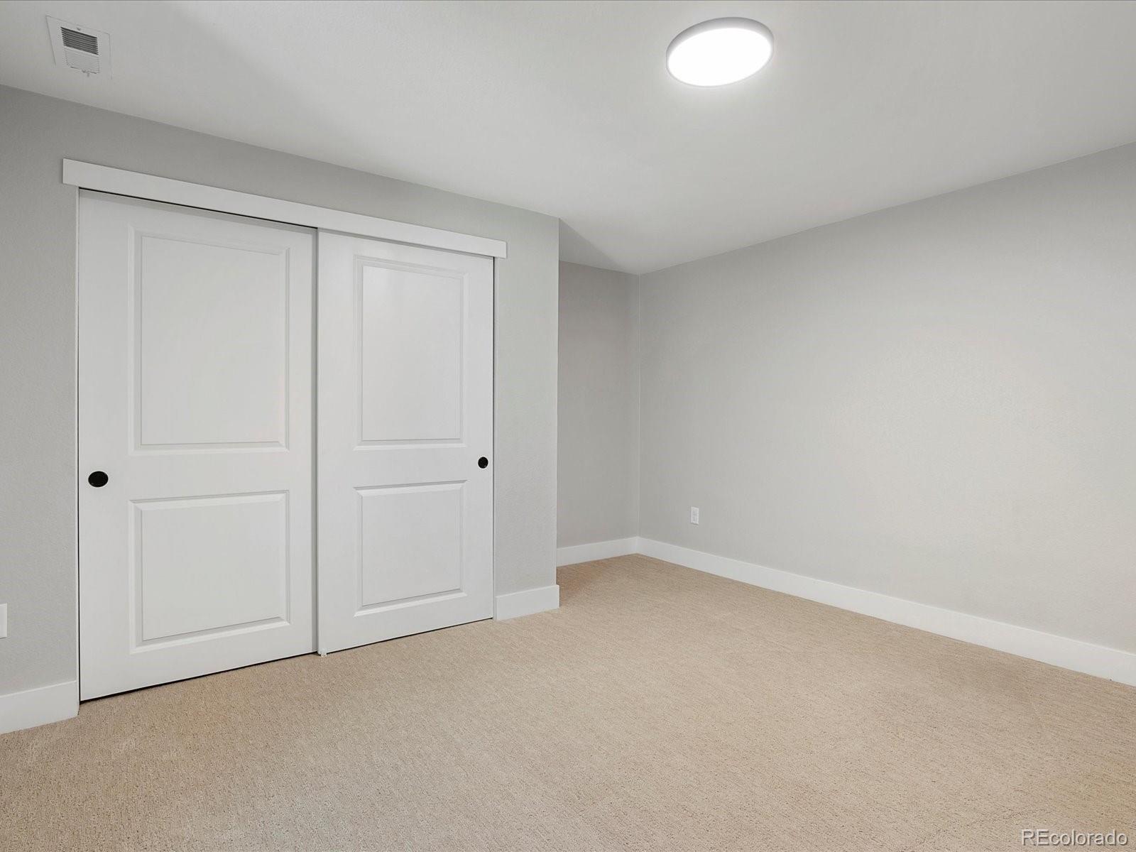 MLS Image #36 for 3551 s grape street,denver, Colorado