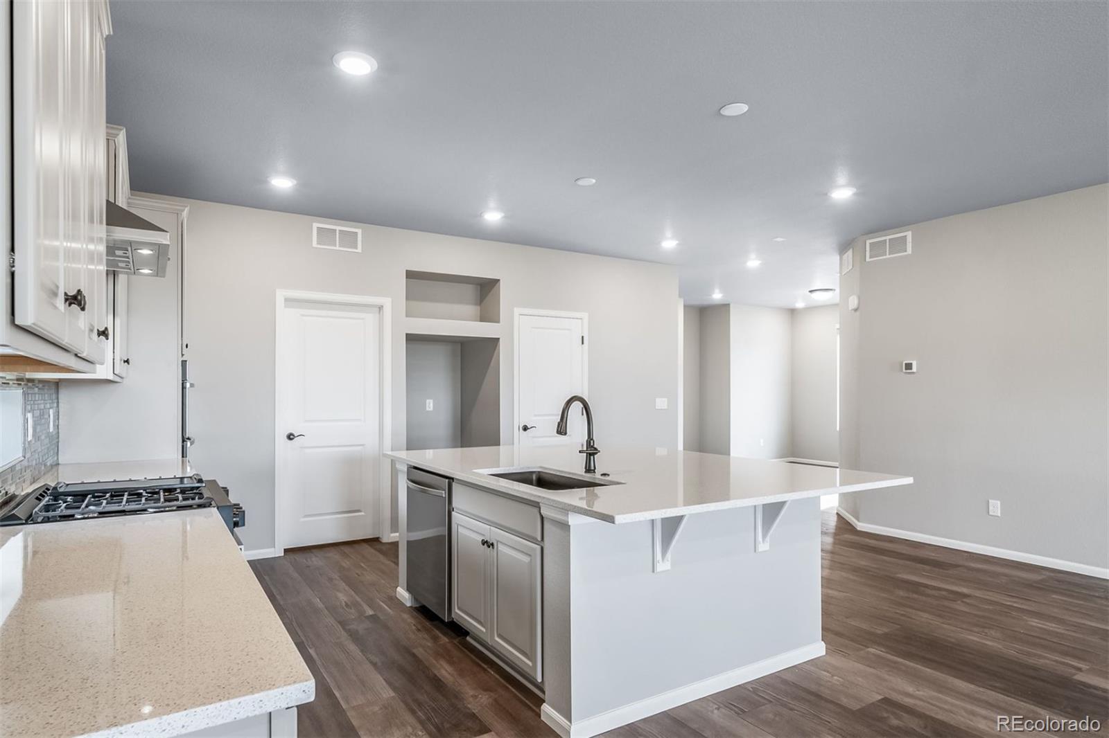 MLS Image #6 for 4947 n quatar street,aurora, Colorado