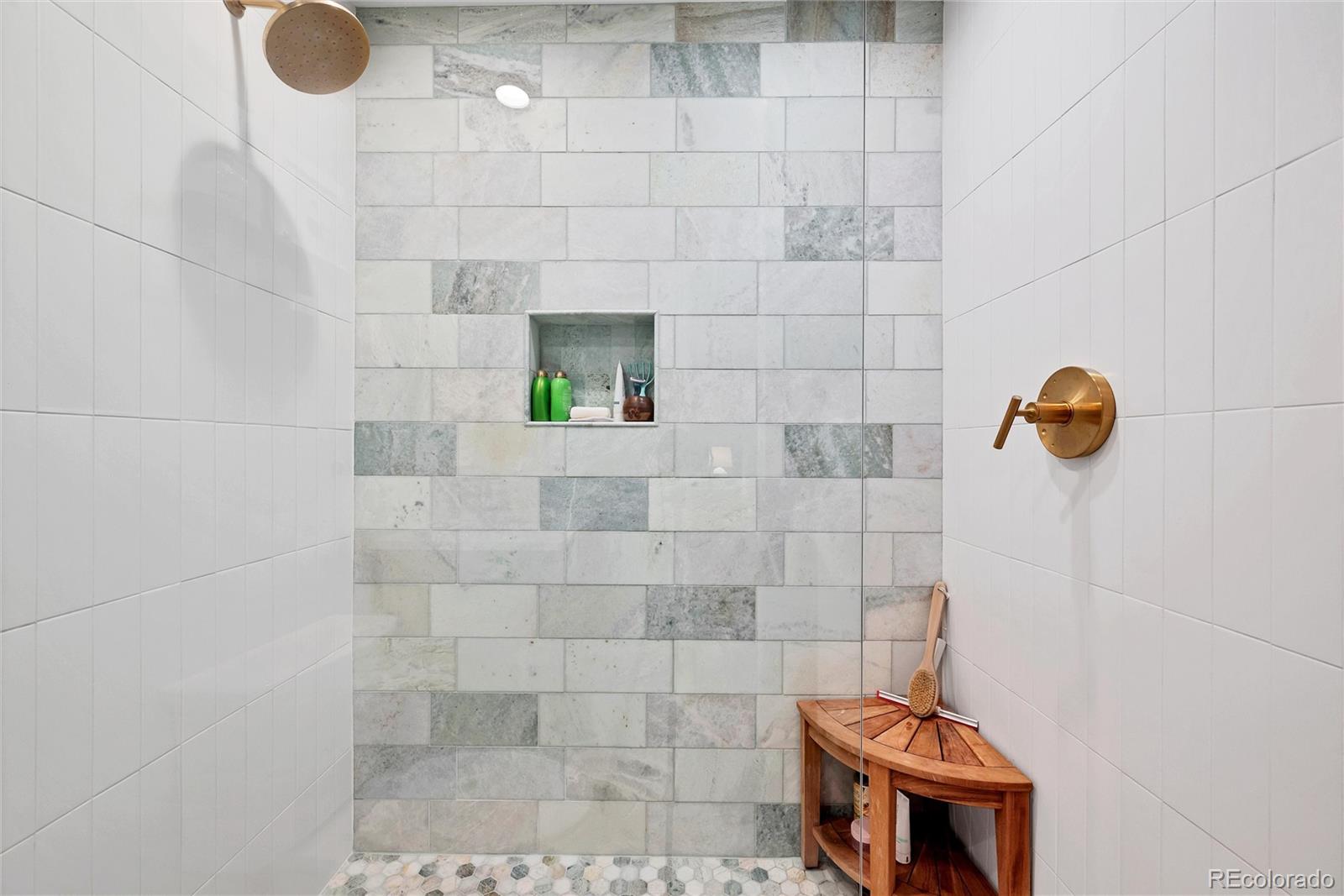 MLS Image #12 for 3196 s newport street,denver, Colorado