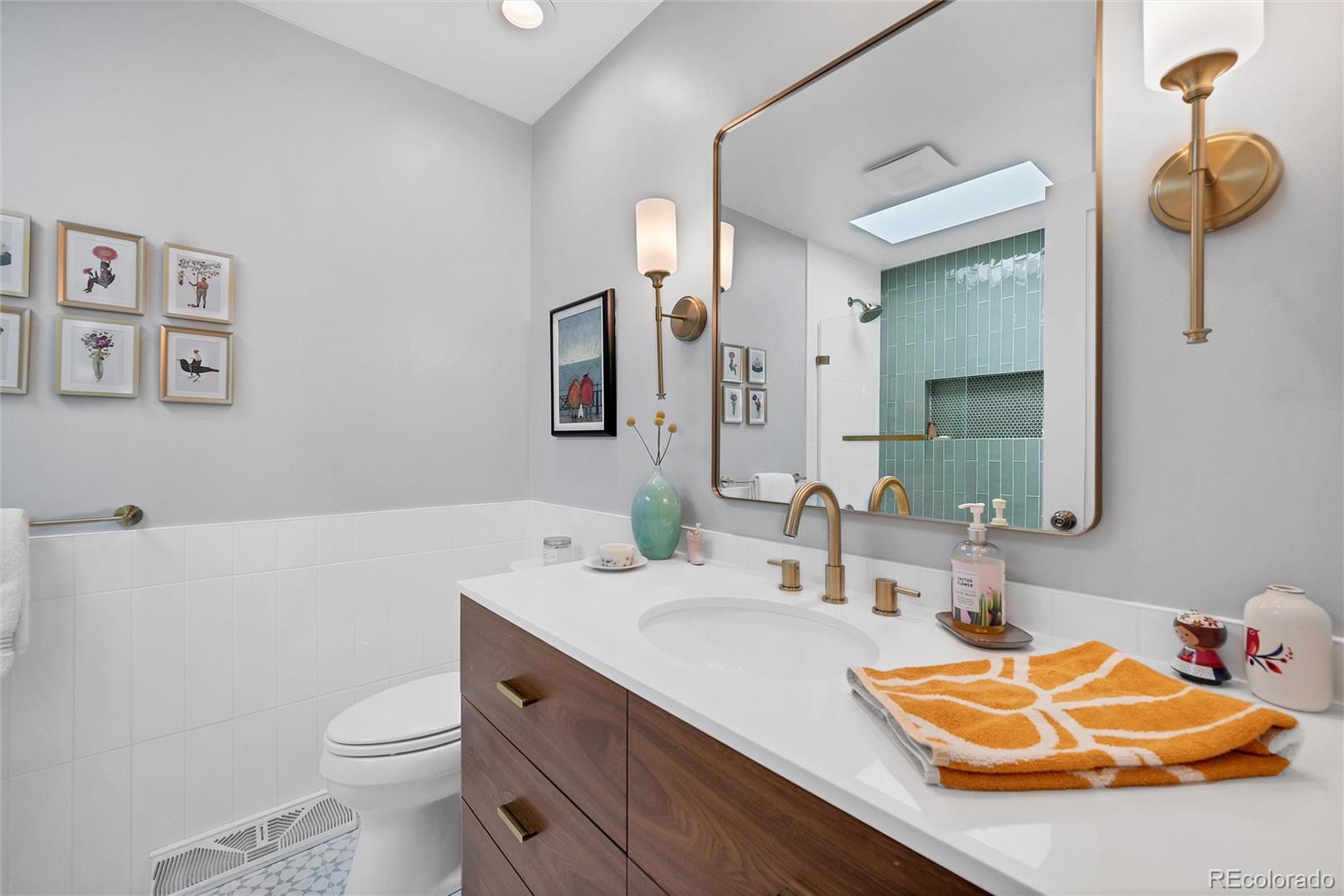 MLS Image #8 for 3196 s newport street,denver, Colorado