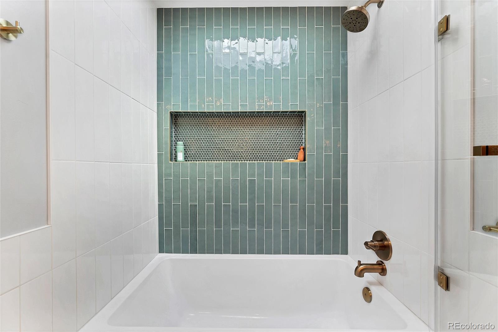 MLS Image #9 for 3196 s newport street,denver, Colorado