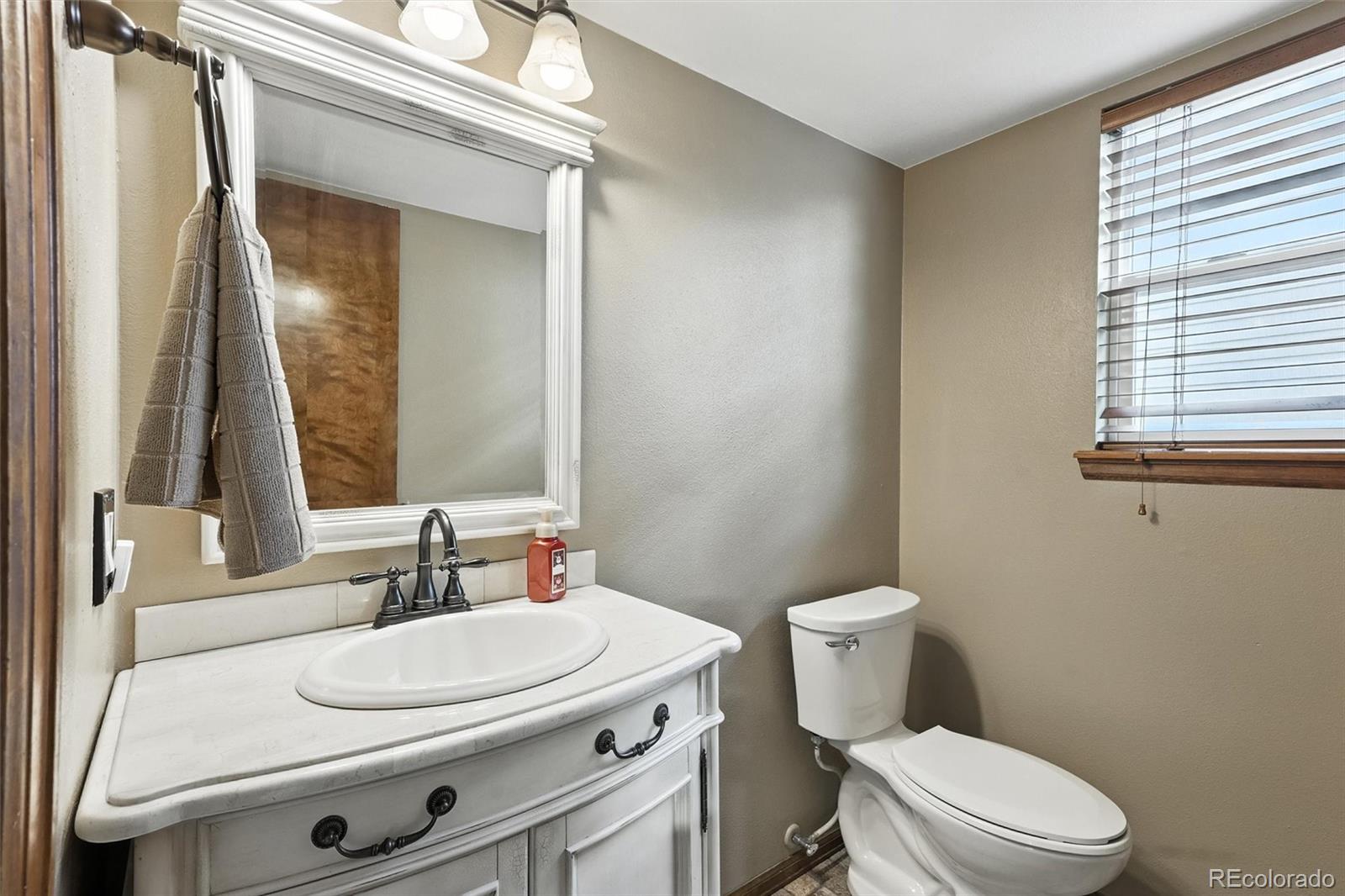 MLS Image #23 for 3973 s joplin way,aurora, Colorado