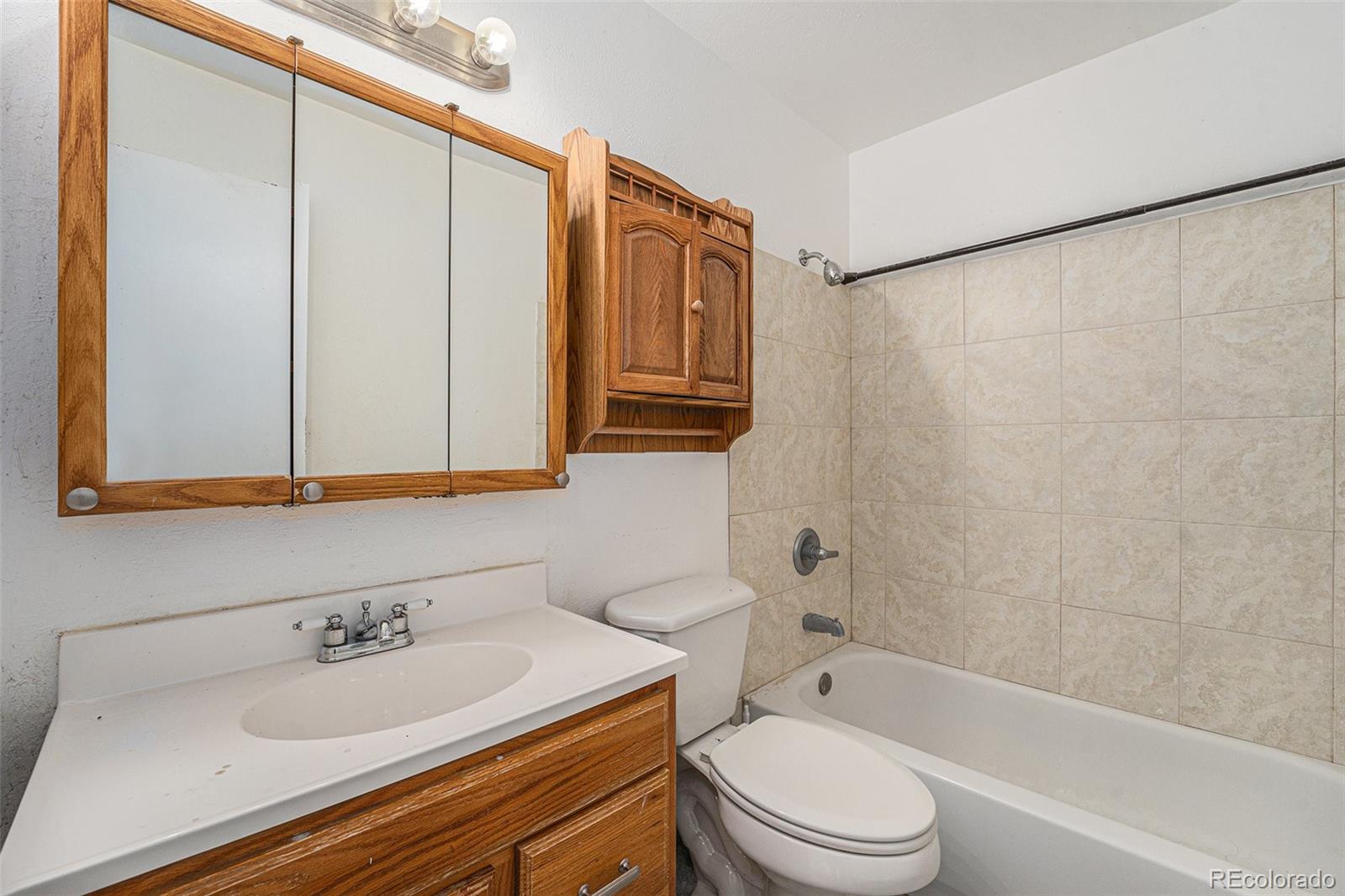 MLS Image #4 for 757  norfolk way,aurora, Colorado