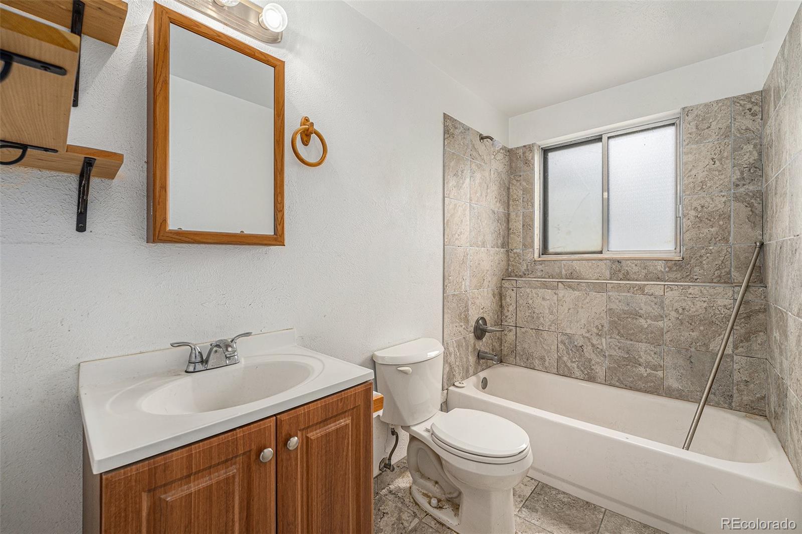 MLS Image #6 for 757  norfolk way,aurora, Colorado