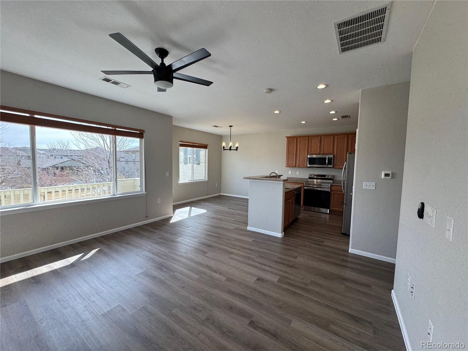 MLS Image #3 for 13013  grant circle,thornton, Colorado