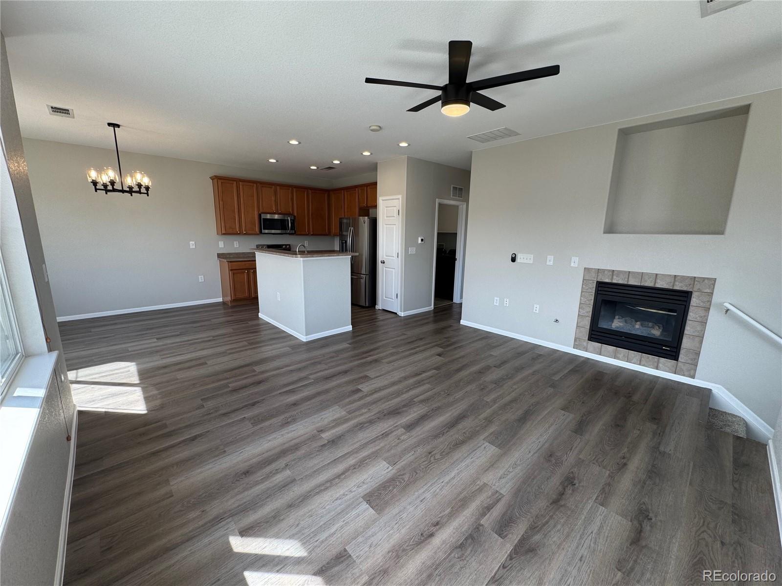 MLS Image #4 for 13013  grant circle,thornton, Colorado
