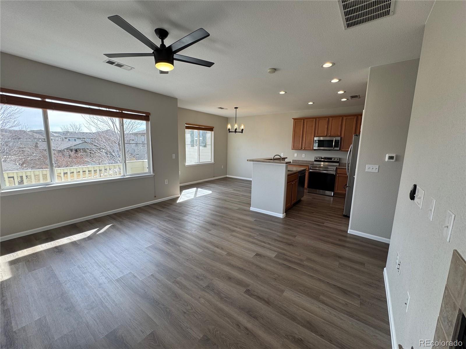 MLS Image #5 for 13013  grant circle,thornton, Colorado