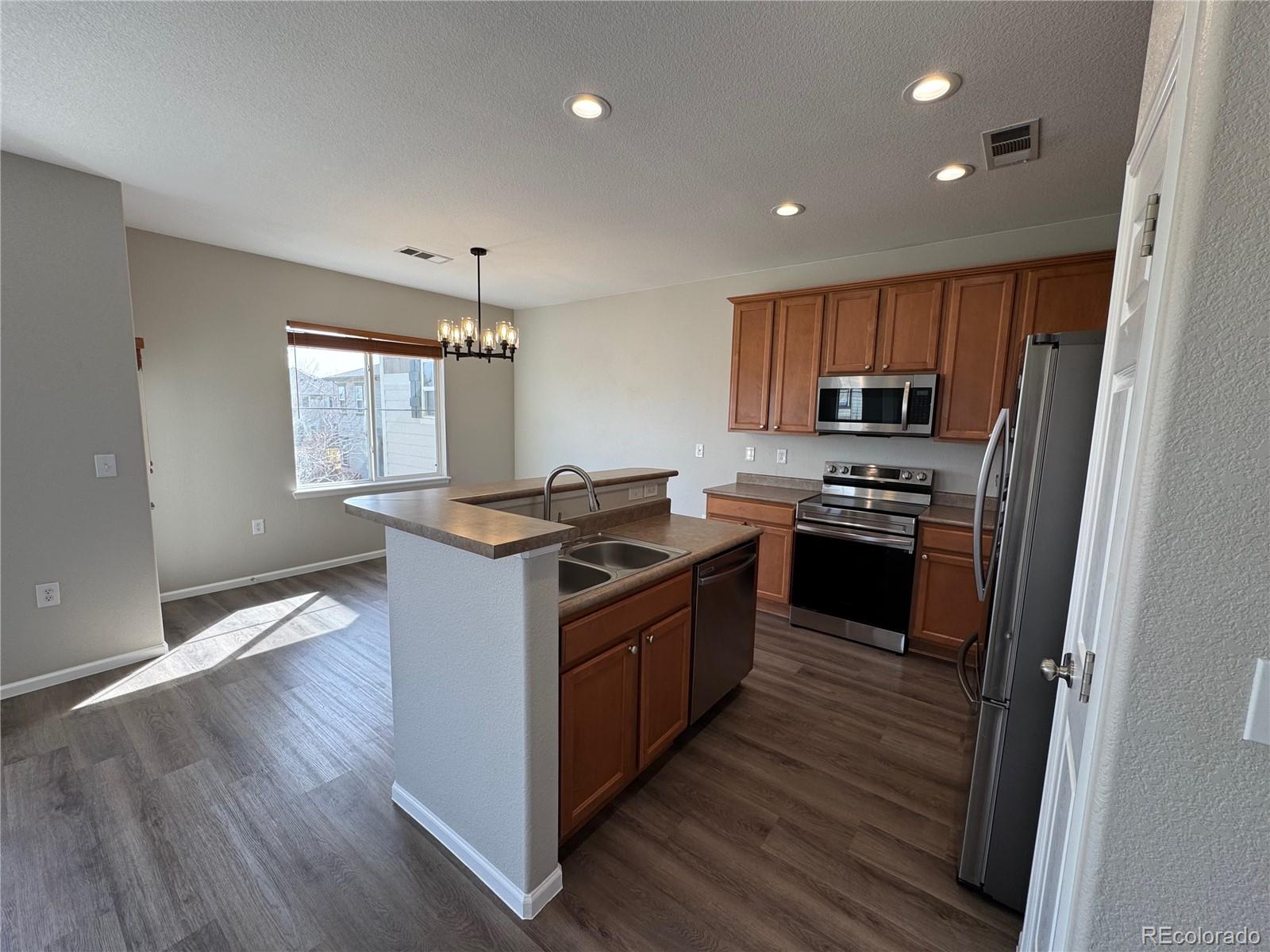 MLS Image #6 for 13013  grant circle,thornton, Colorado