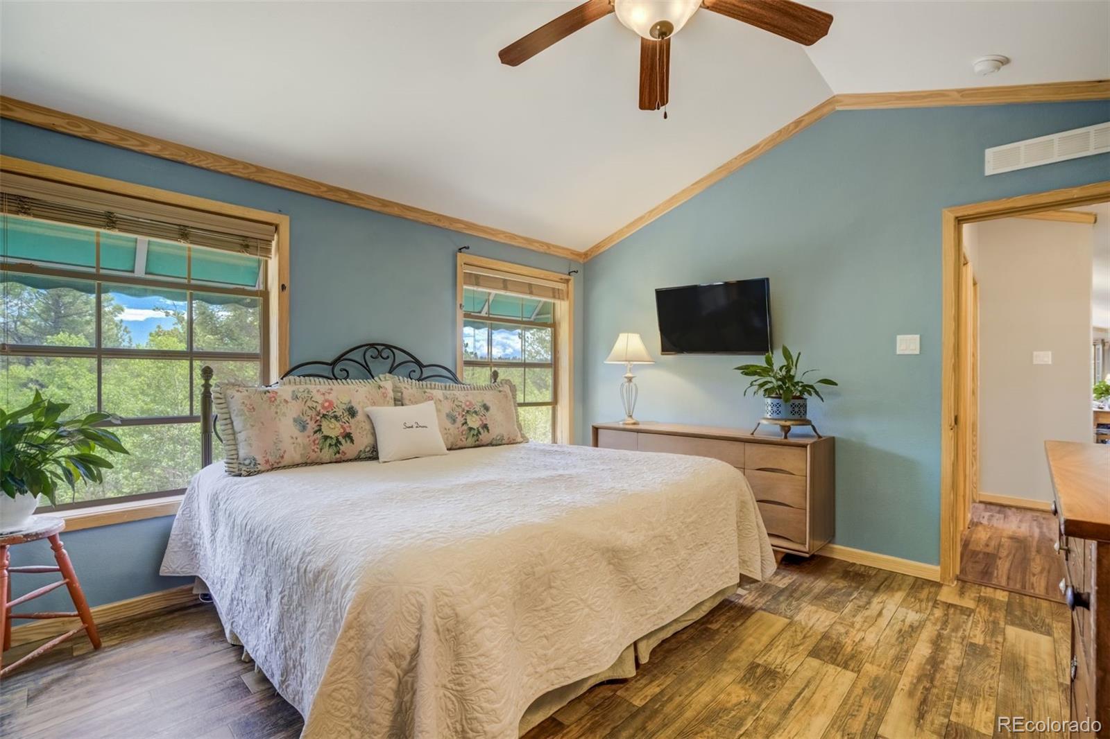 MLS Image #22 for 716  badger trail,florissant, Colorado