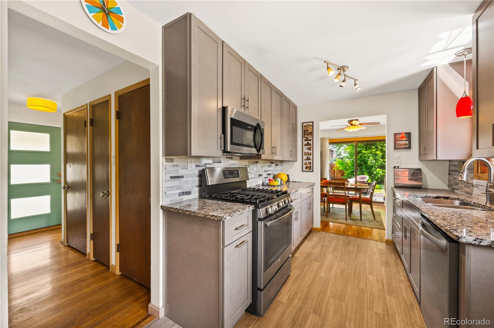 MLS Image #3 for 903 n 31st street,colorado springs, Colorado