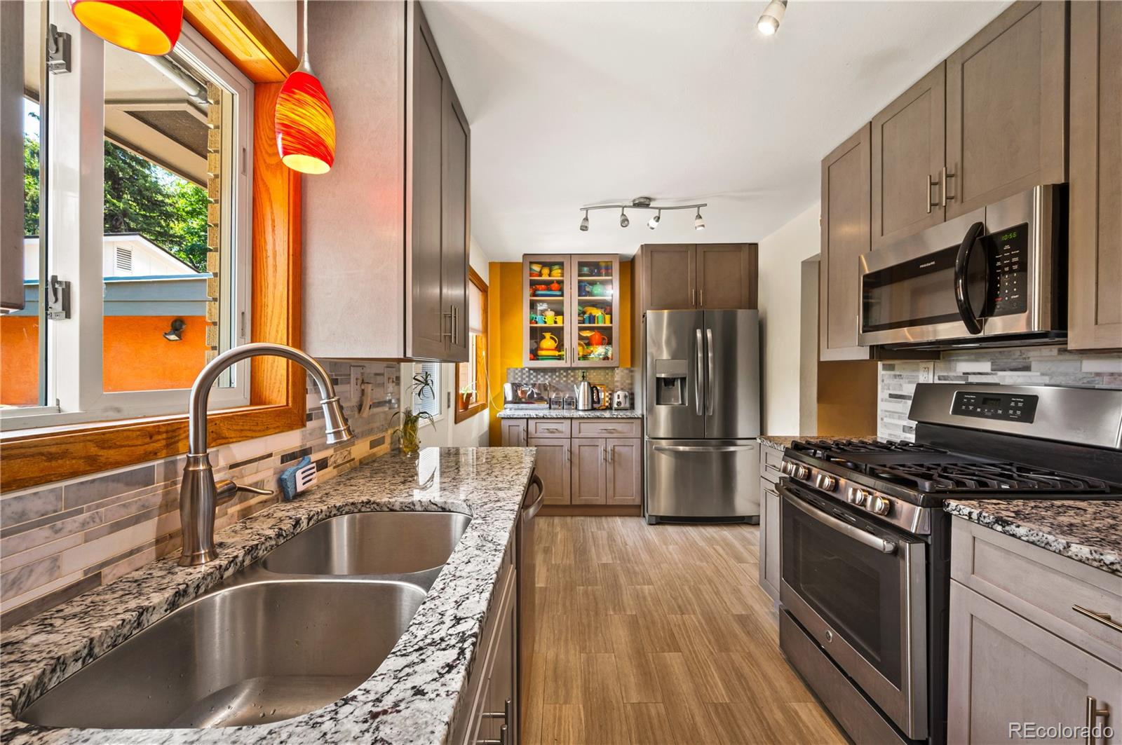 MLS Image #5 for 903 n 31st street,colorado springs, Colorado