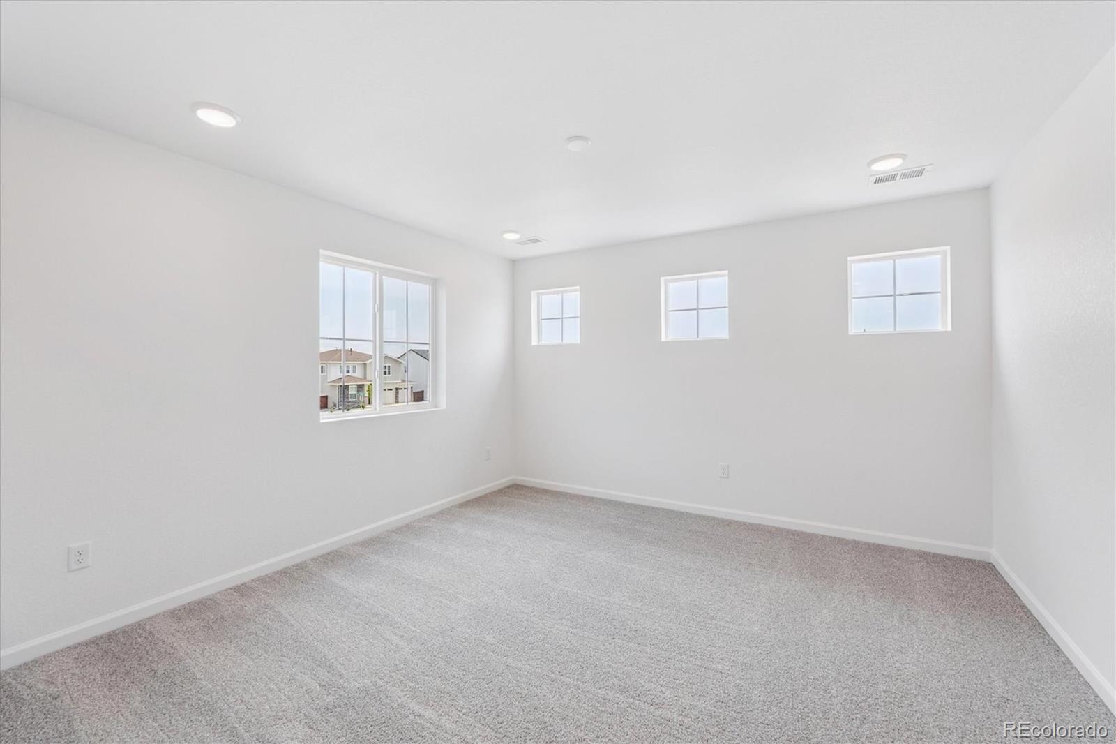 MLS Image #13 for 4615  sugar beet street,johnstown, Colorado