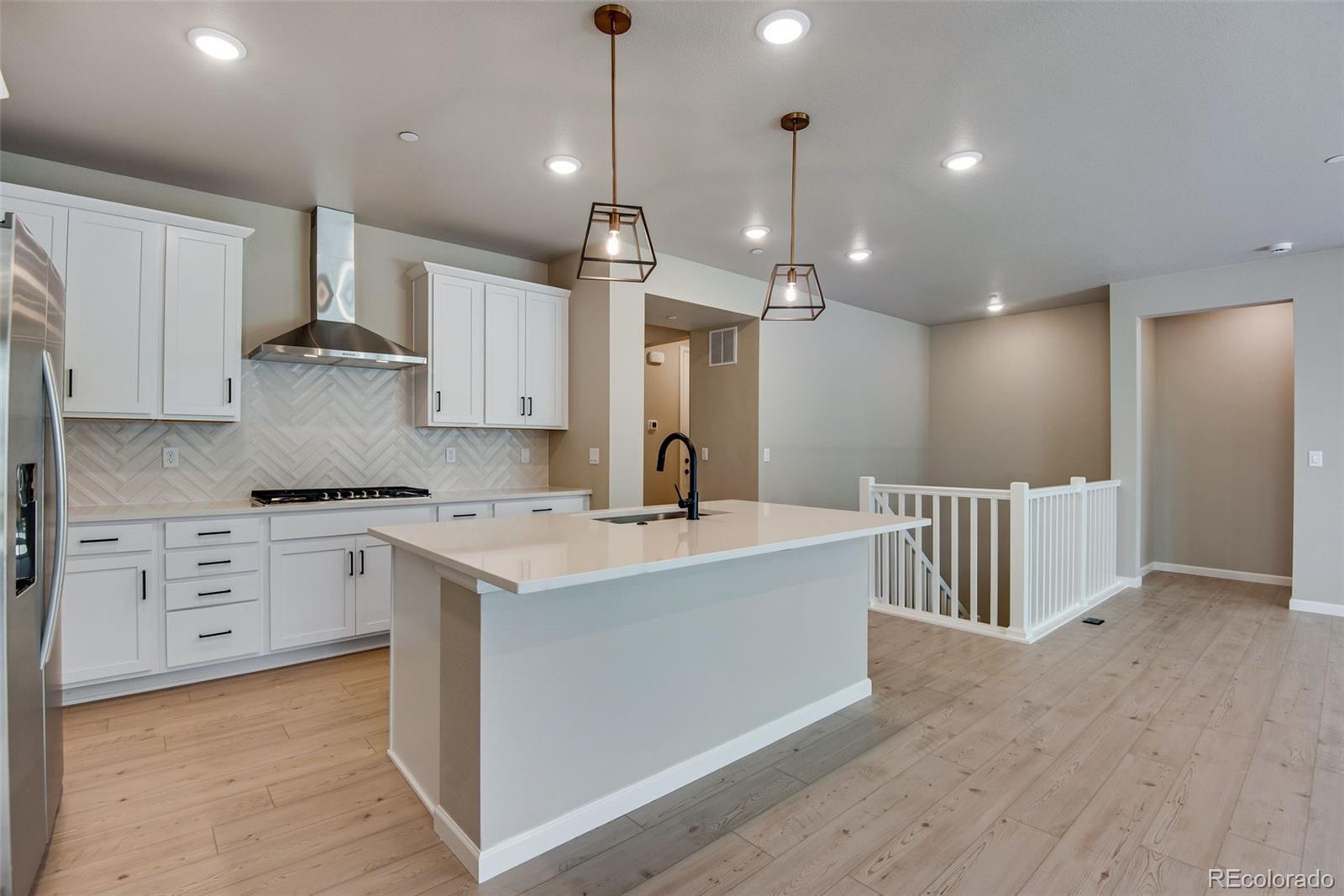 MLS Image #17 for 10033  worchester street,commerce city, Colorado