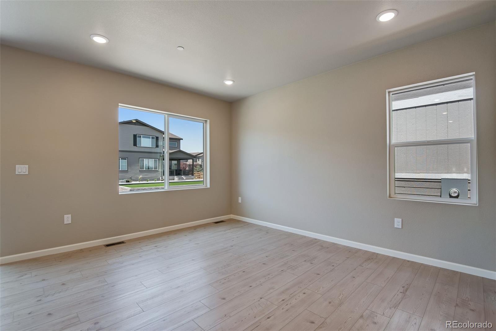 MLS Image #26 for 10033  worchester street,commerce city, Colorado