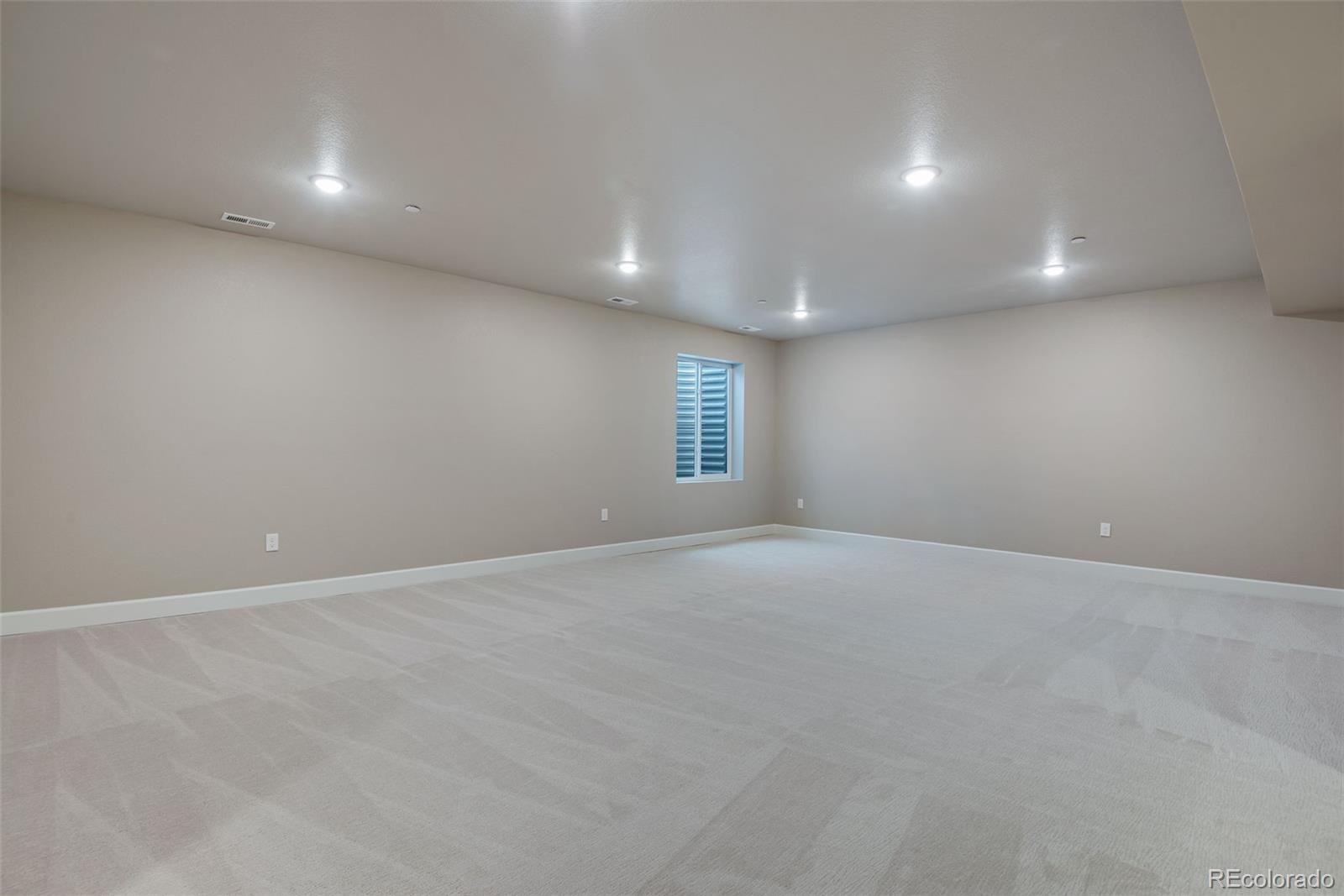 MLS Image #44 for 10033  worchester street,commerce city, Colorado