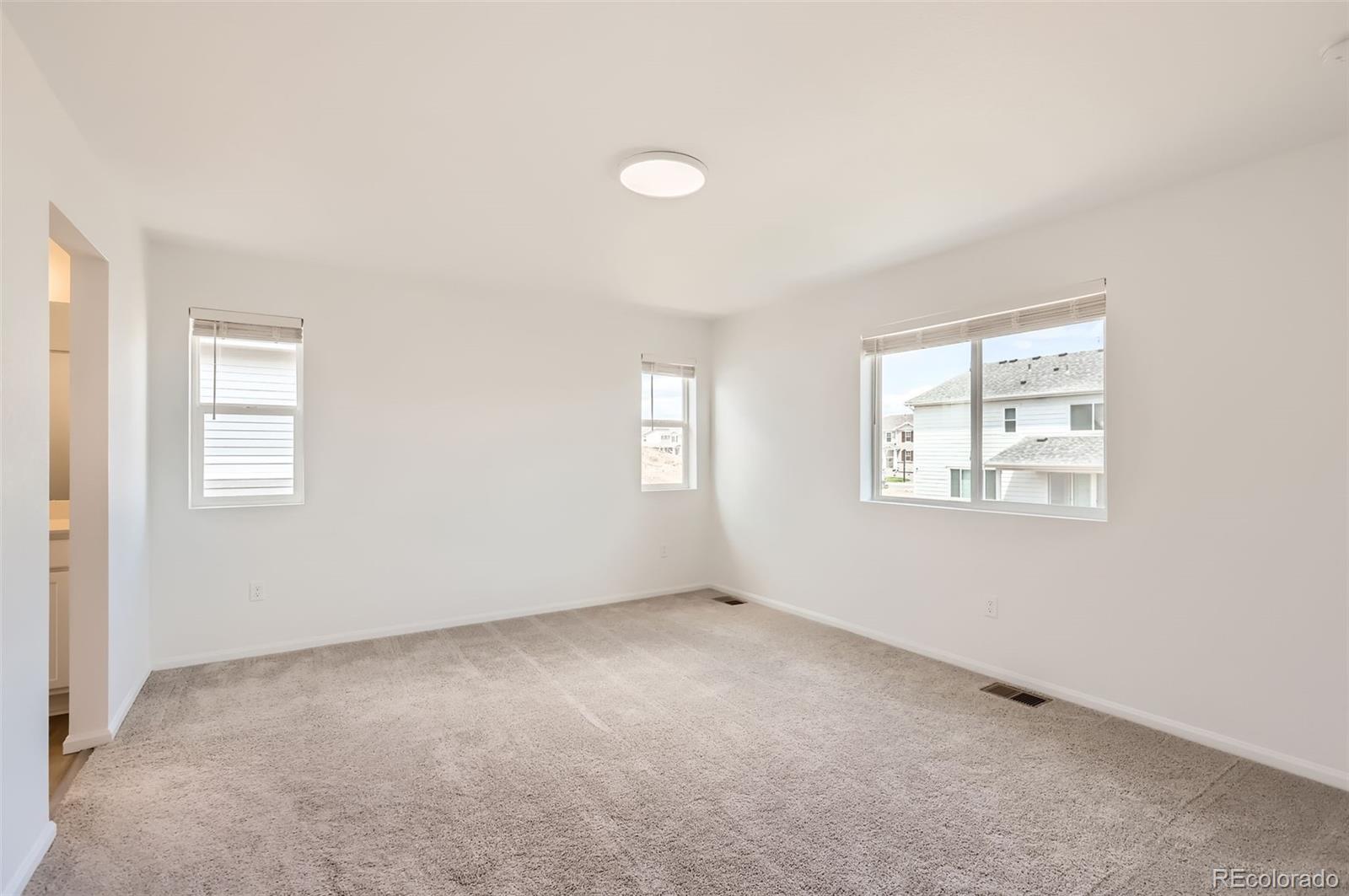 MLS Image #14 for 4591  sugar beet street,johnstown, Colorado