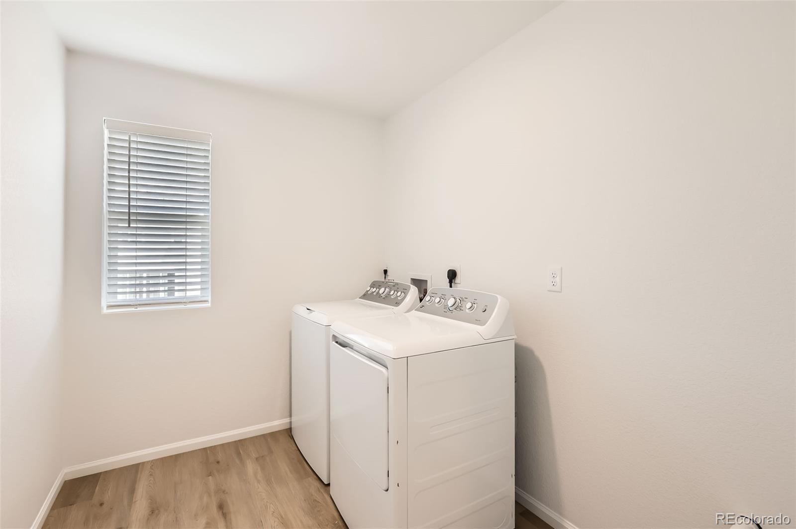 MLS Image #24 for 4591  sugar beet street,johnstown, Colorado