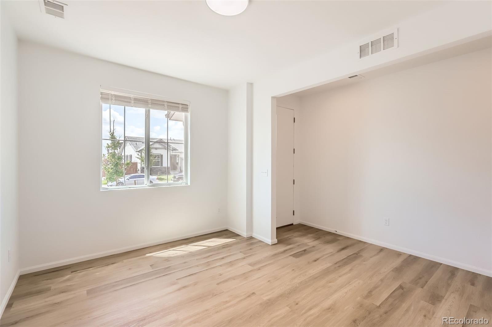 MLS Image #4 for 4591  sugar beet street,johnstown, Colorado
