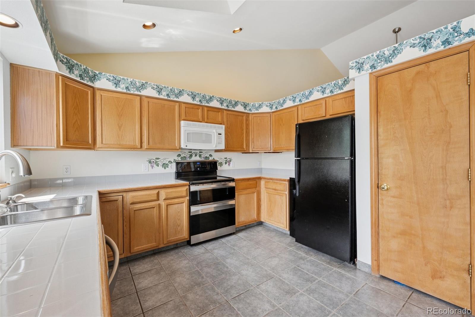 MLS Image #11 for 6510  packsaddle court,colorado springs, Colorado