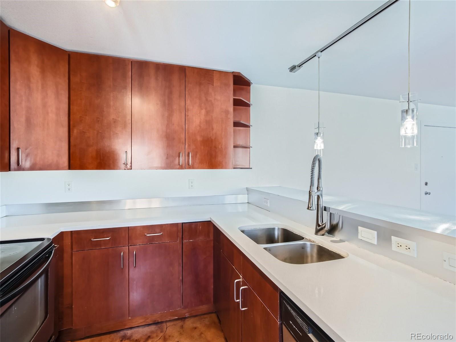 MLS Image #5 for 500 e 11th avenue,denver, Colorado